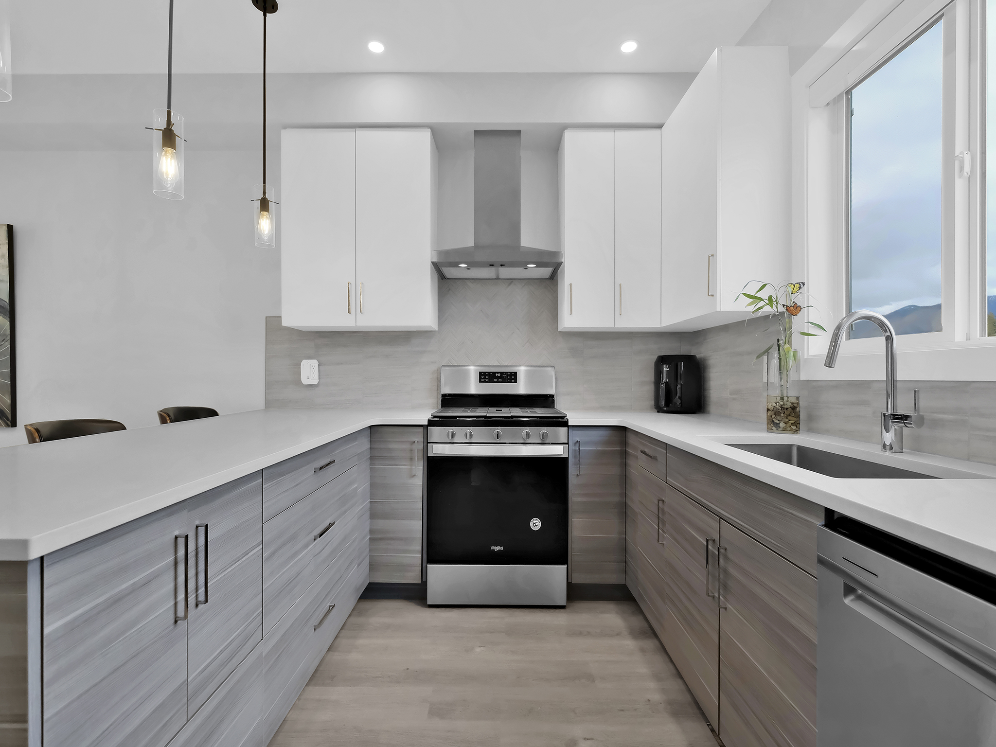 253 Norton Street 105 Penticton V2A 4H8