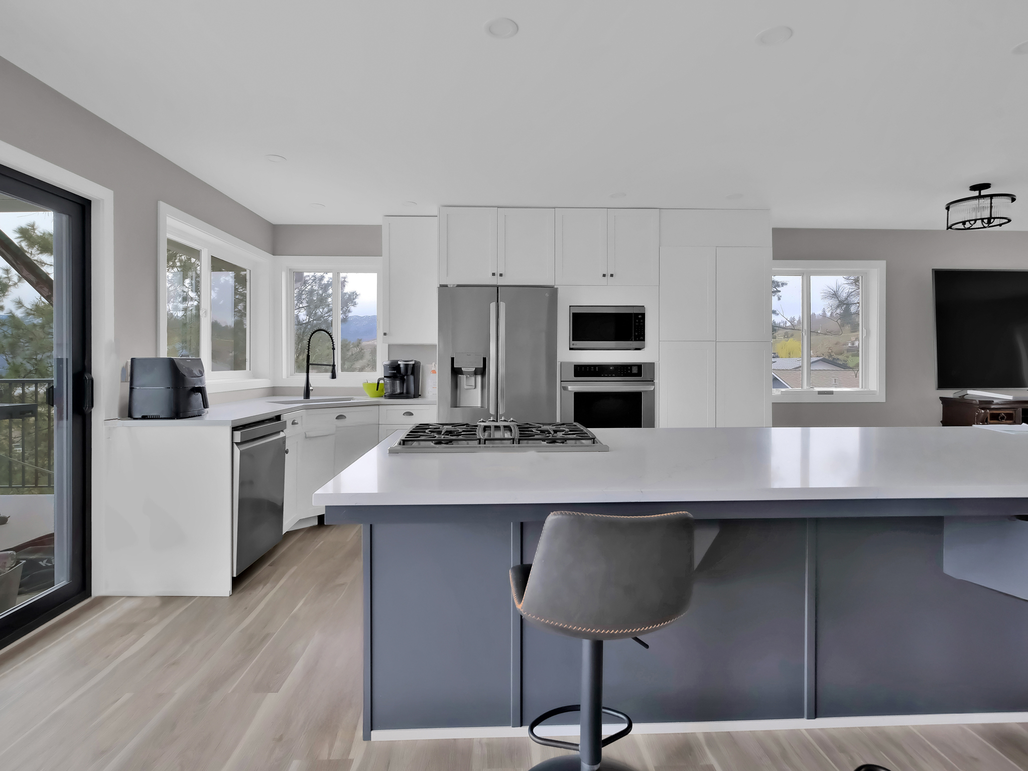 2848 Lower Glenrosa Road West Kelowna V4T 1C8
