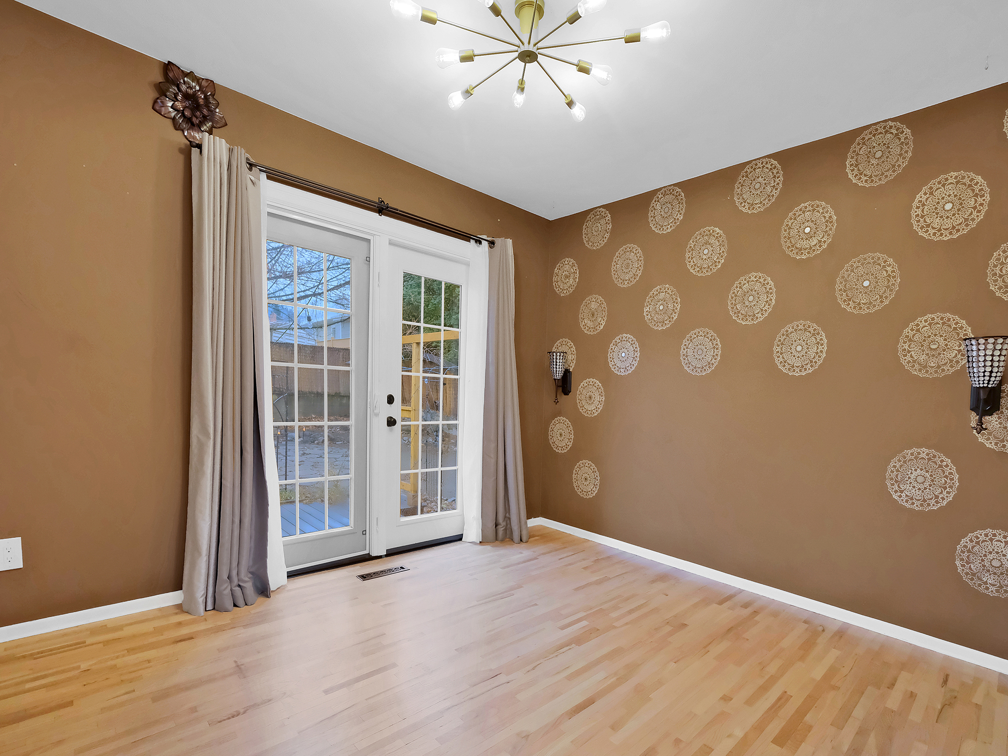 1462 Montreal Street Penticton V2A 3Z9