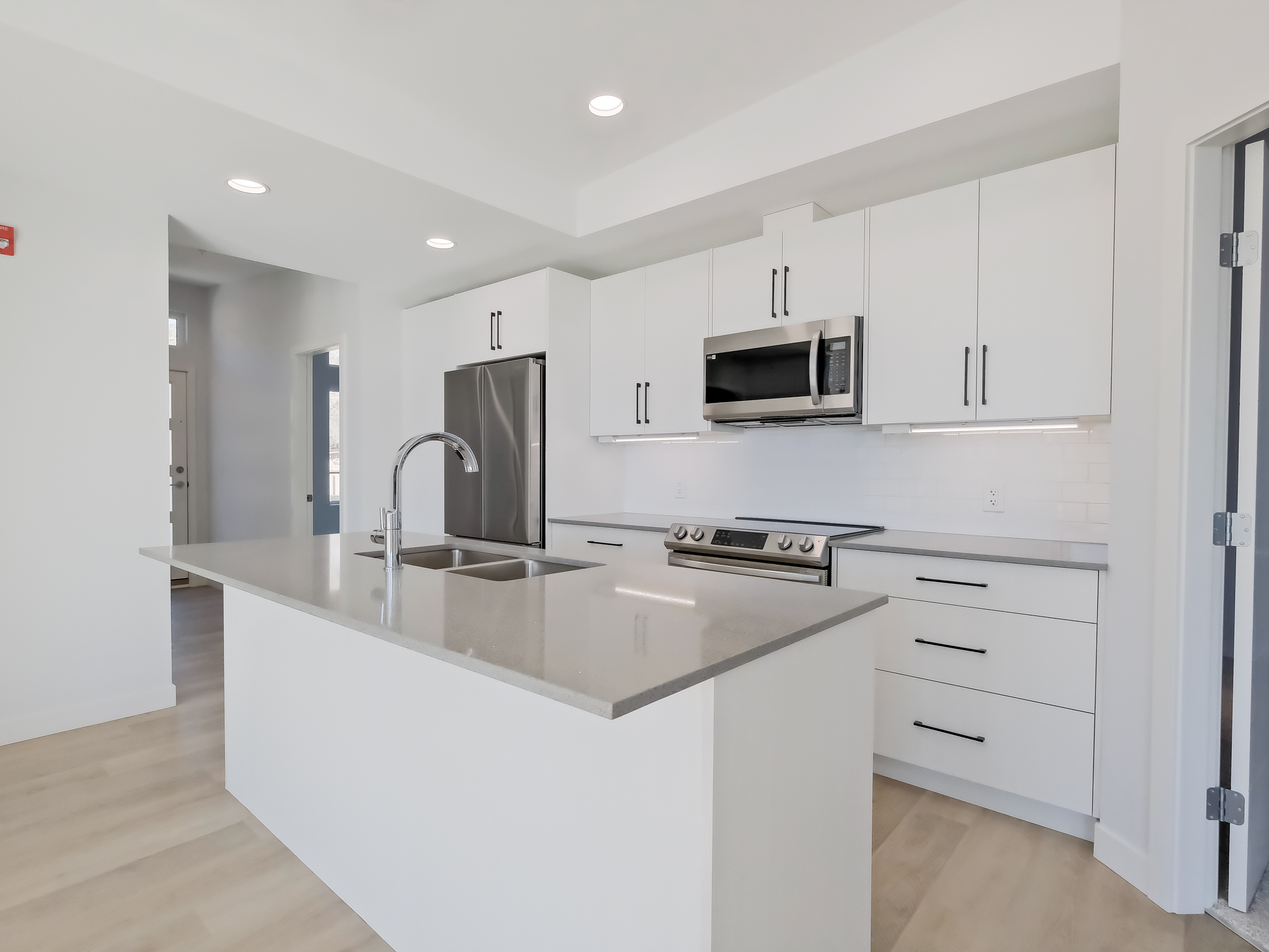 13417 Lakeshore Drive S 201 Summerland V0H 1Z1