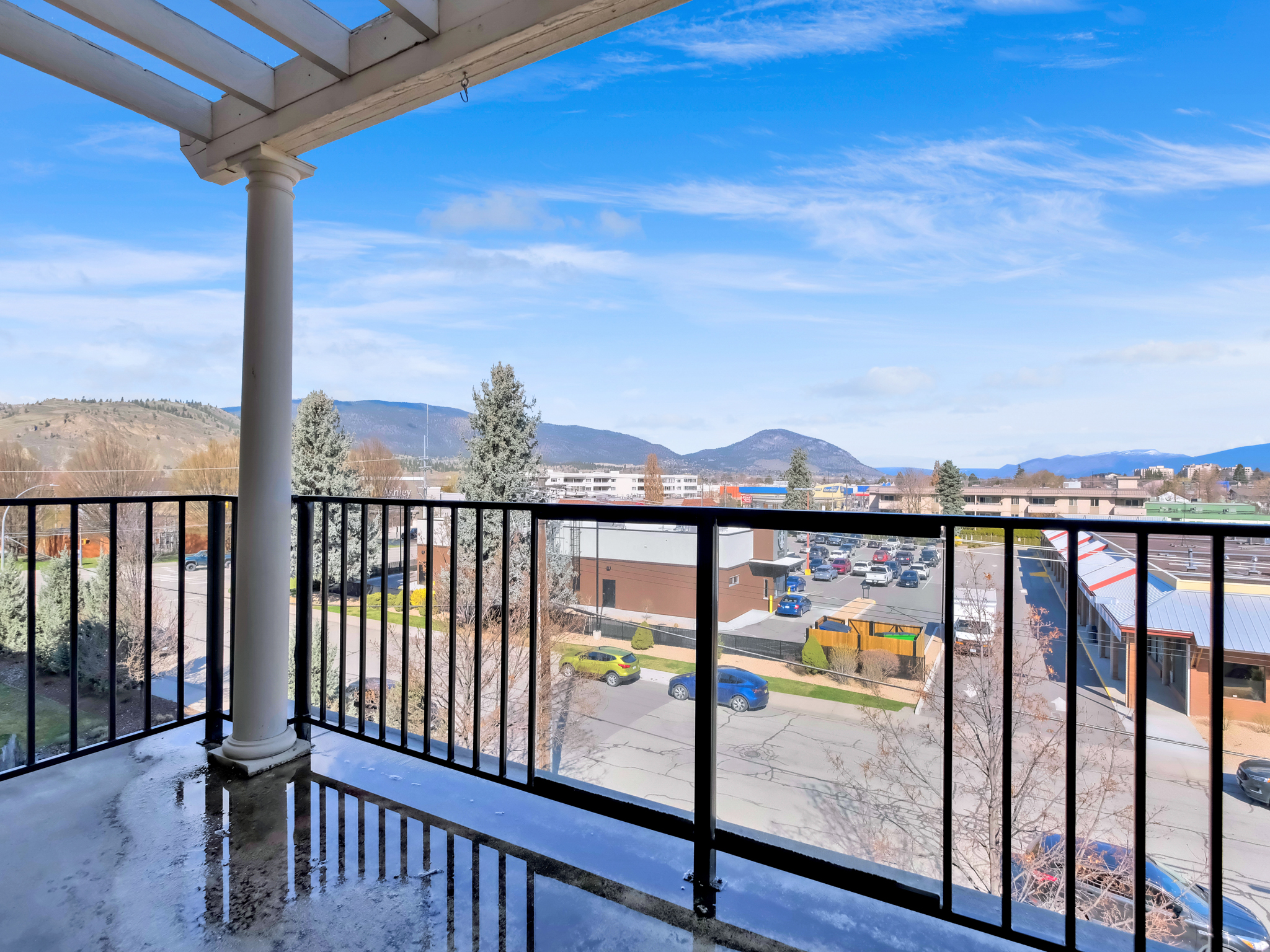 250 Waterford Avenue 311 Penticton V2A 3T8