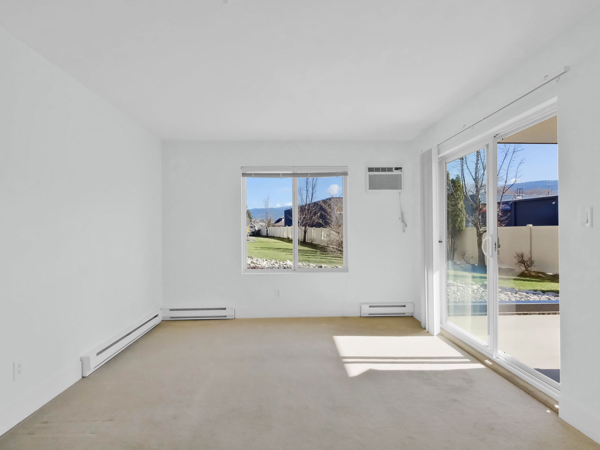 246 Hastings Avenue 114 Penticton V2A 2V6