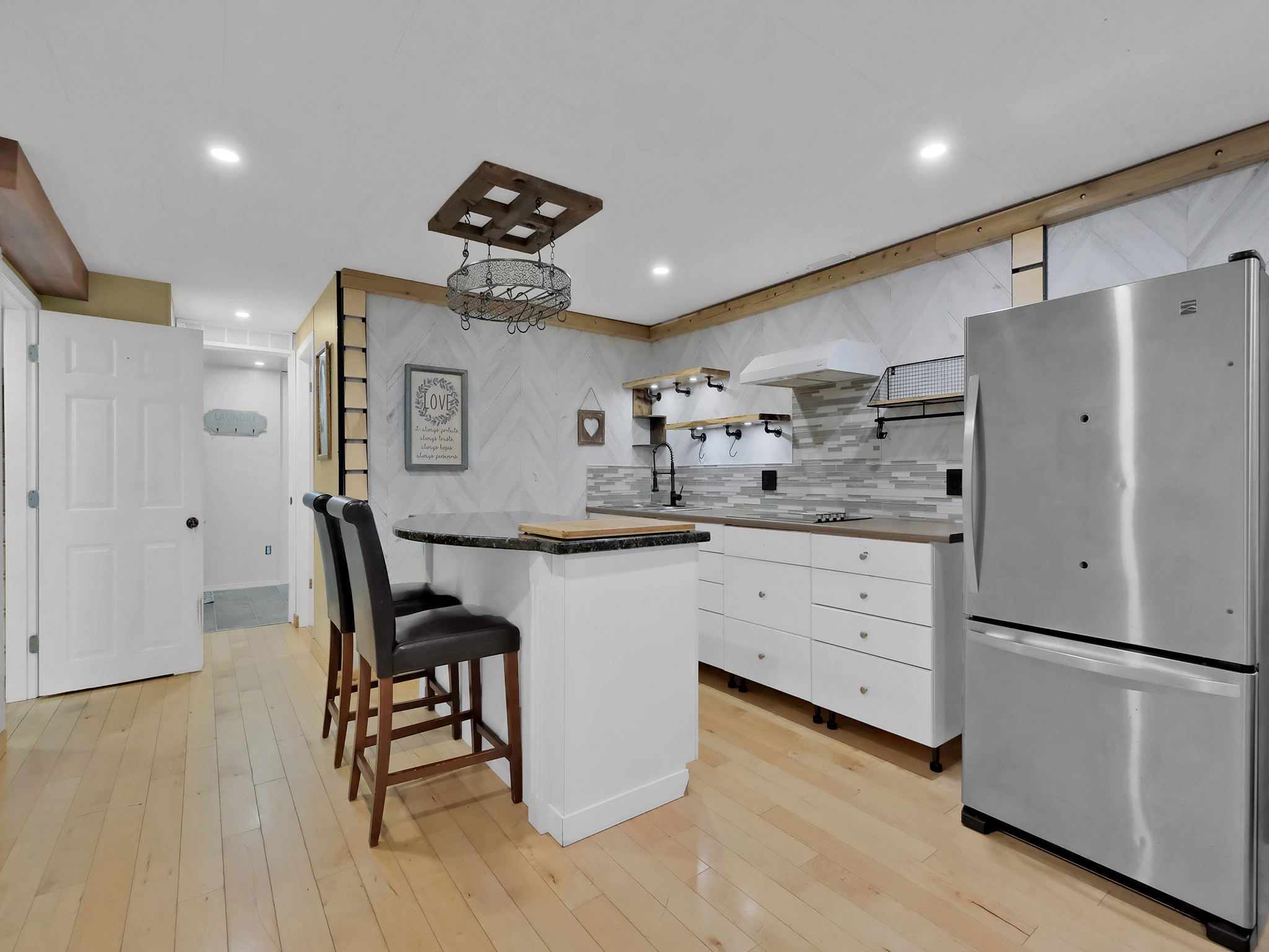 1462 Montreal Street Penticton V2A 3Z9