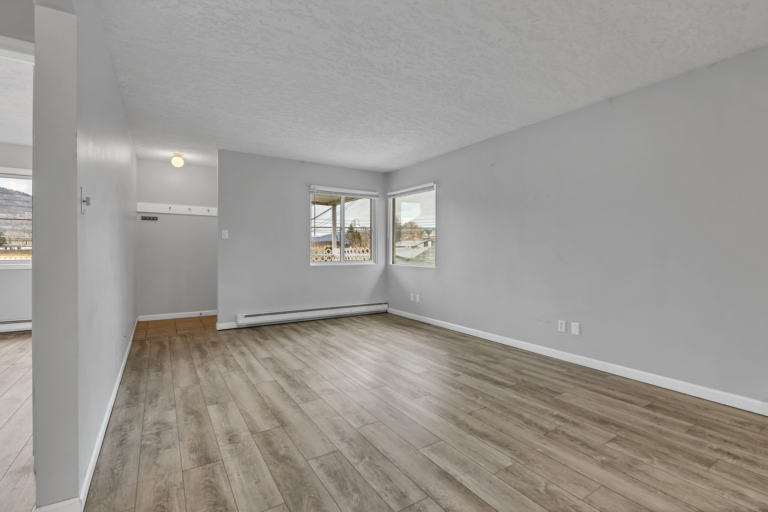 654 Wade Avenue #101 & #102 Penticton V2A 1V7