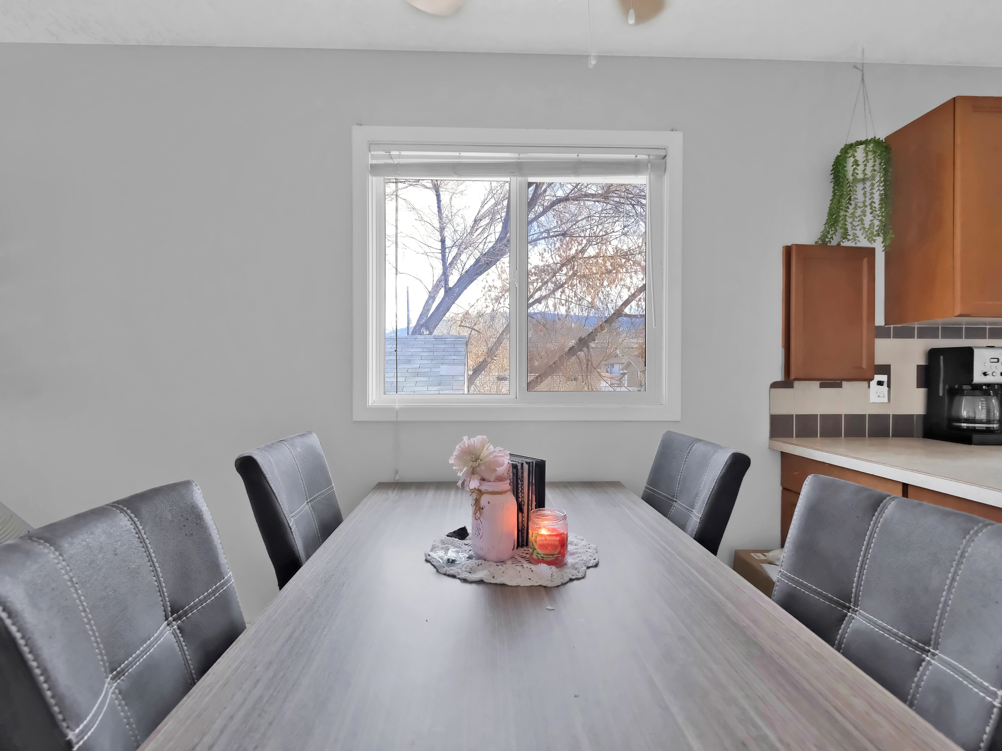 654 Wade Avenue #101 & #102 Penticton V2A 1V7