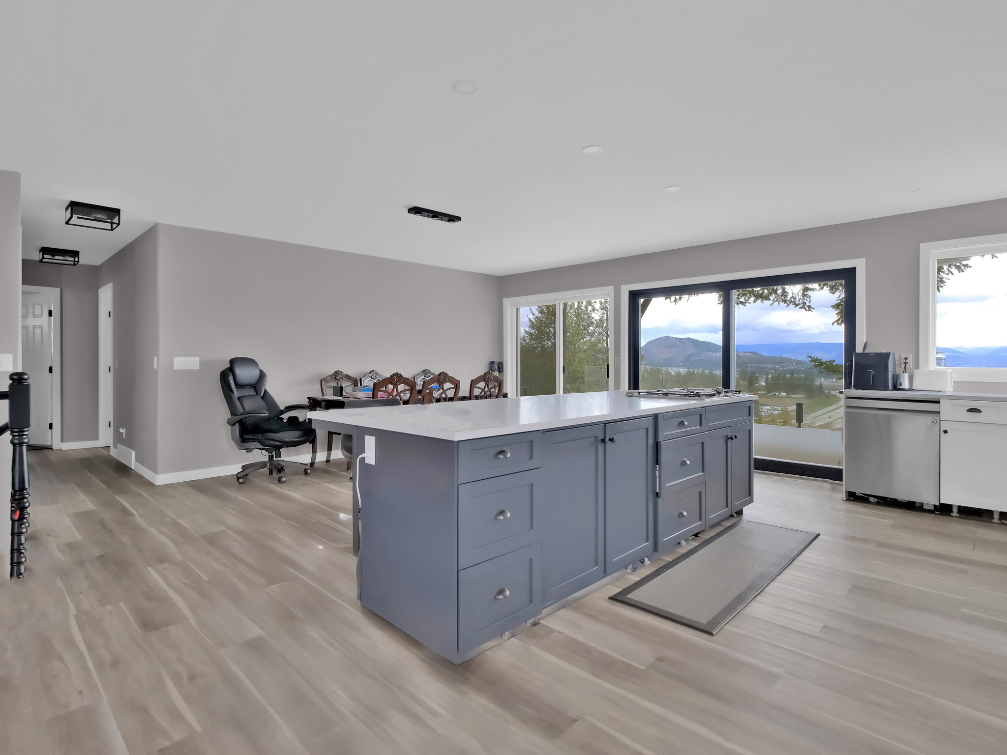 2848 Lower Glenrosa Road West Kelowna V4T 1C8