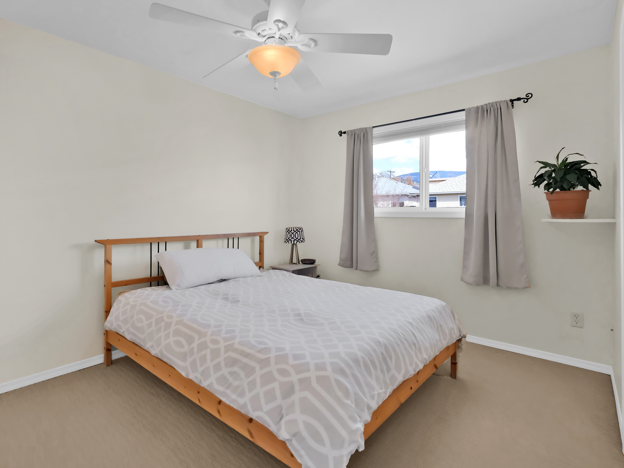102 Regina Avenue 104 Penticton V2A 2K8