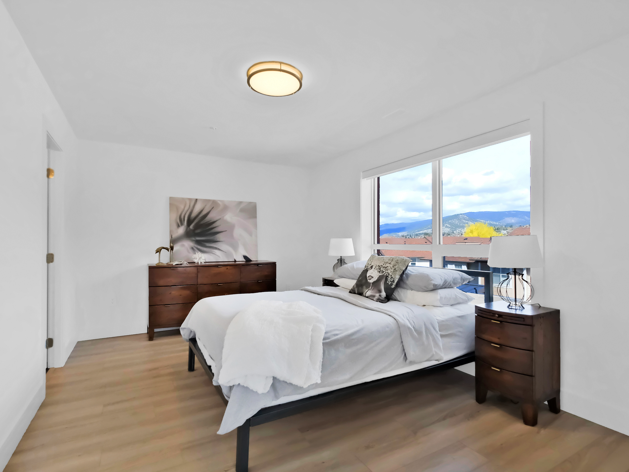 3362 Skaha Lake Road 407 Penticton V2A 6G4