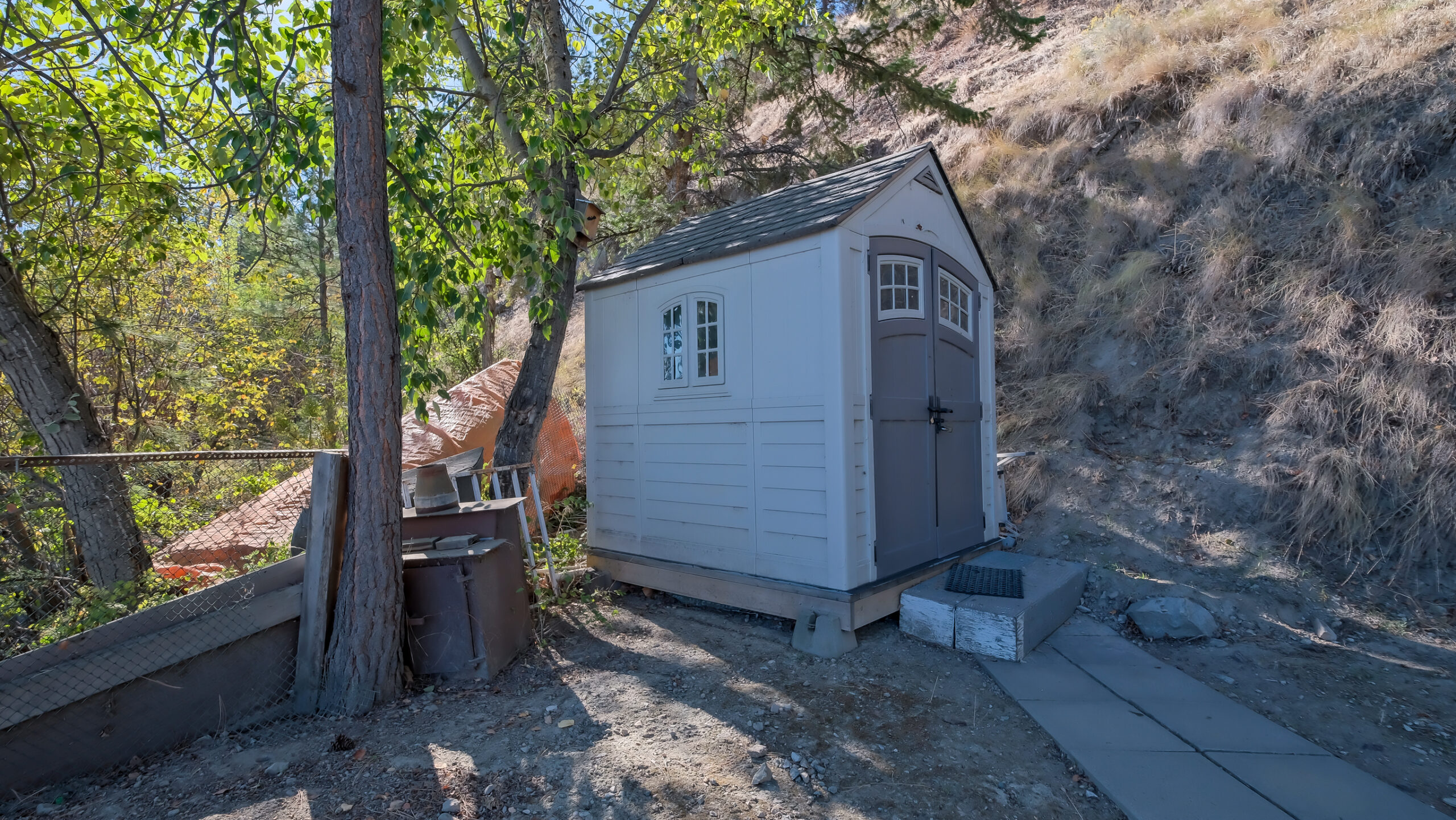 6805  Highway 97 S Peachland V6K 1L2