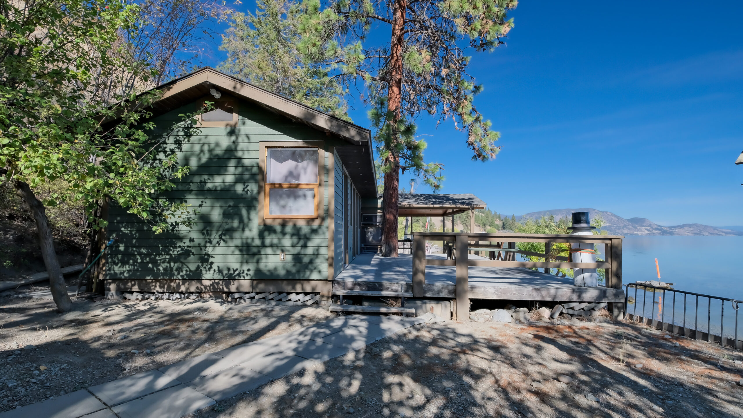 6805  Highway 97 S Peachland V6K 1L2