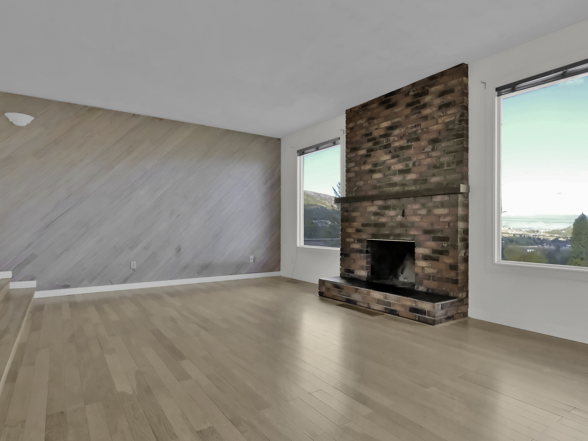 3328 McGinnis Road West Kelowna V4T 1B5