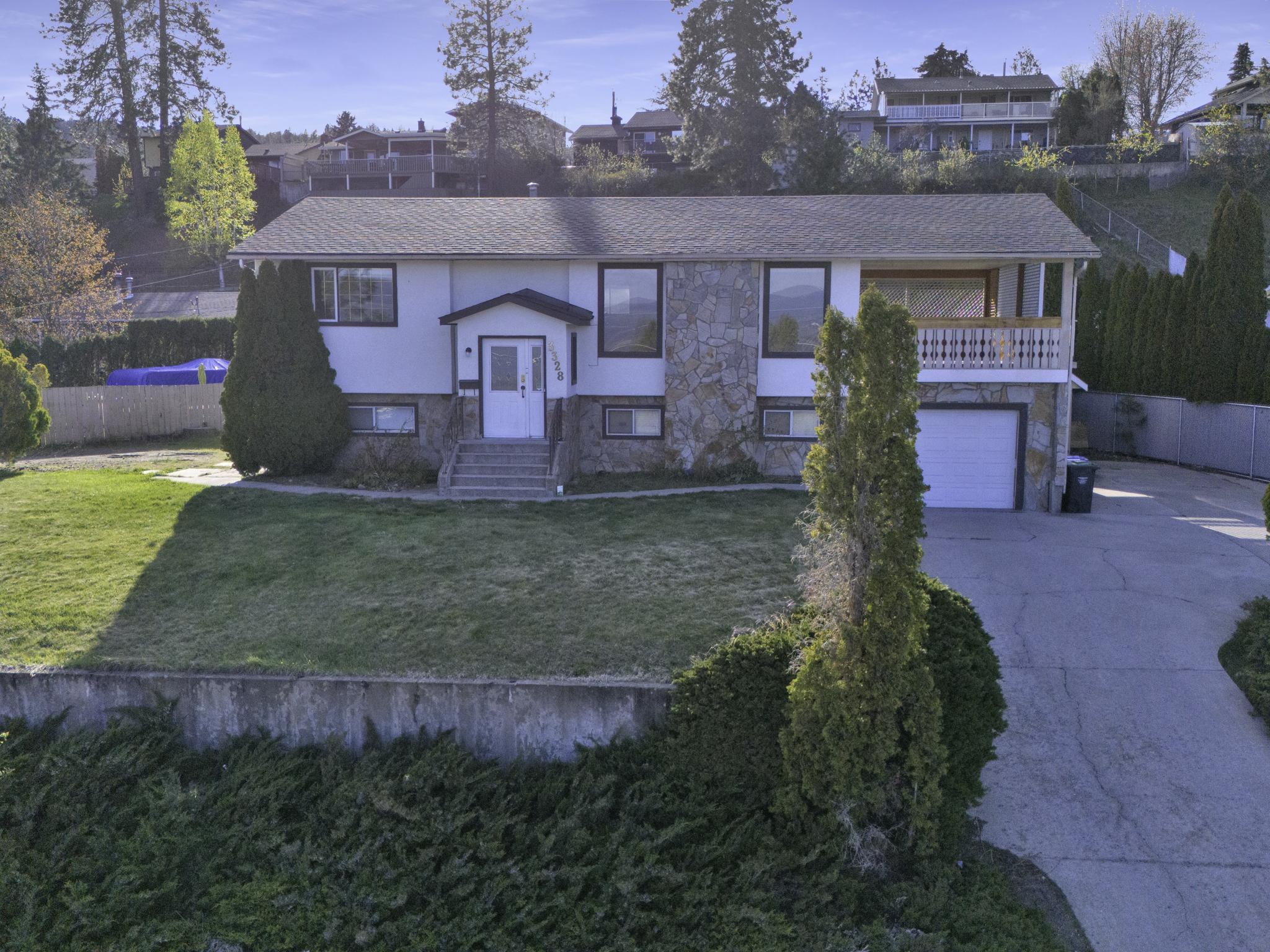 3328 McGinnis Road West Kelowna V4T 1B5