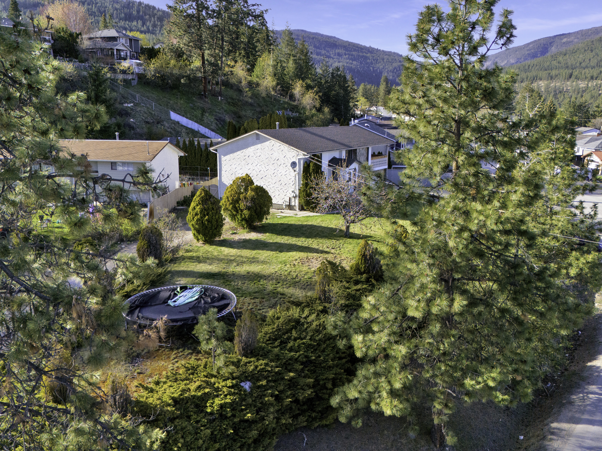 3328 McGinnis Road West Kelowna V4T 1B5