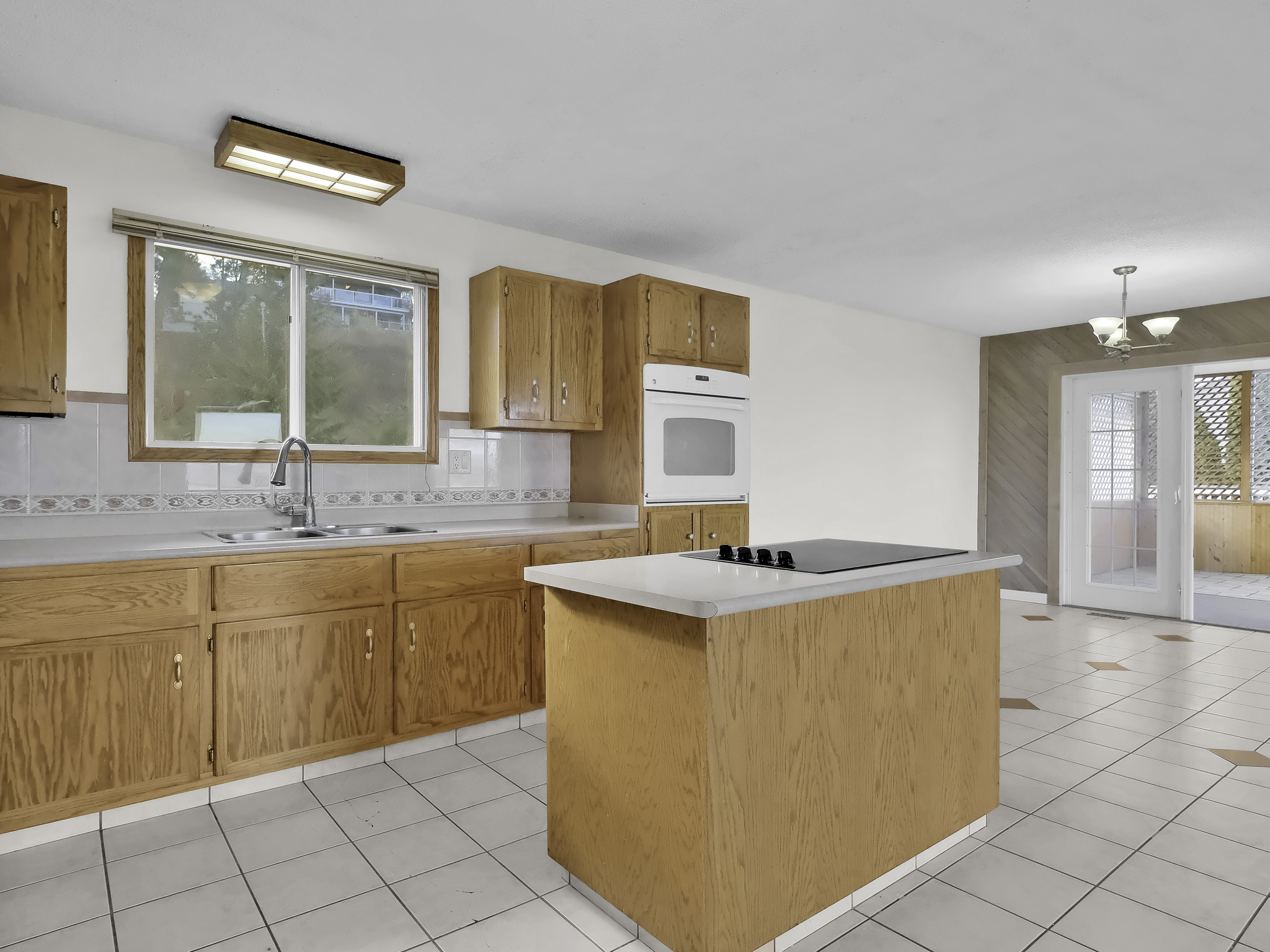 3328 McGinnis Road West Kelowna V4T 1B5