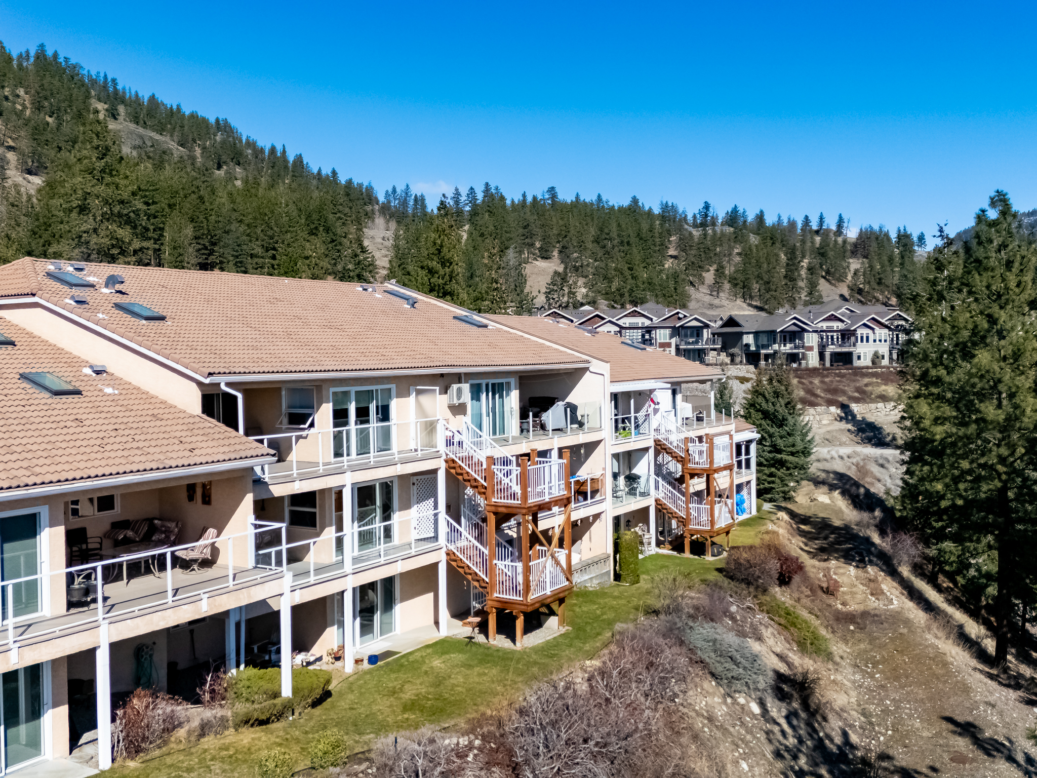 4450 Ponderosa Drive 105 Peachland V0H 1X5