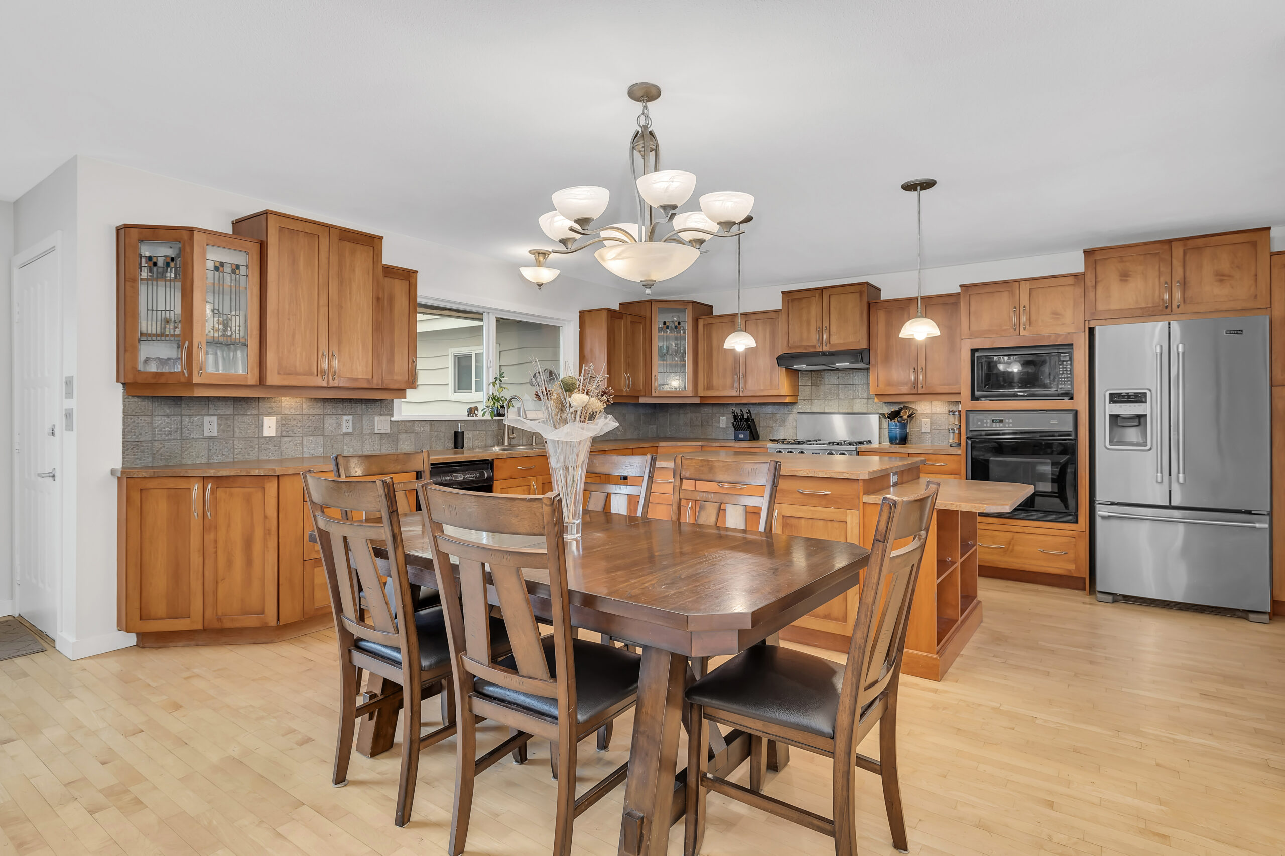 1686  Pritchard Drive West Kelowna V4T 1X5