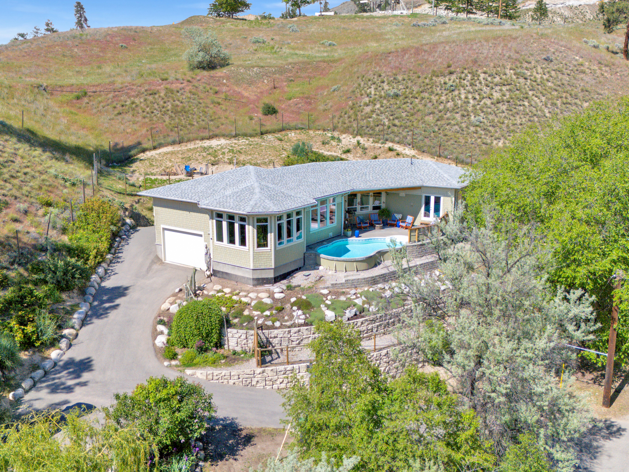 153 Smythe Drive Penticton V2A 8W6