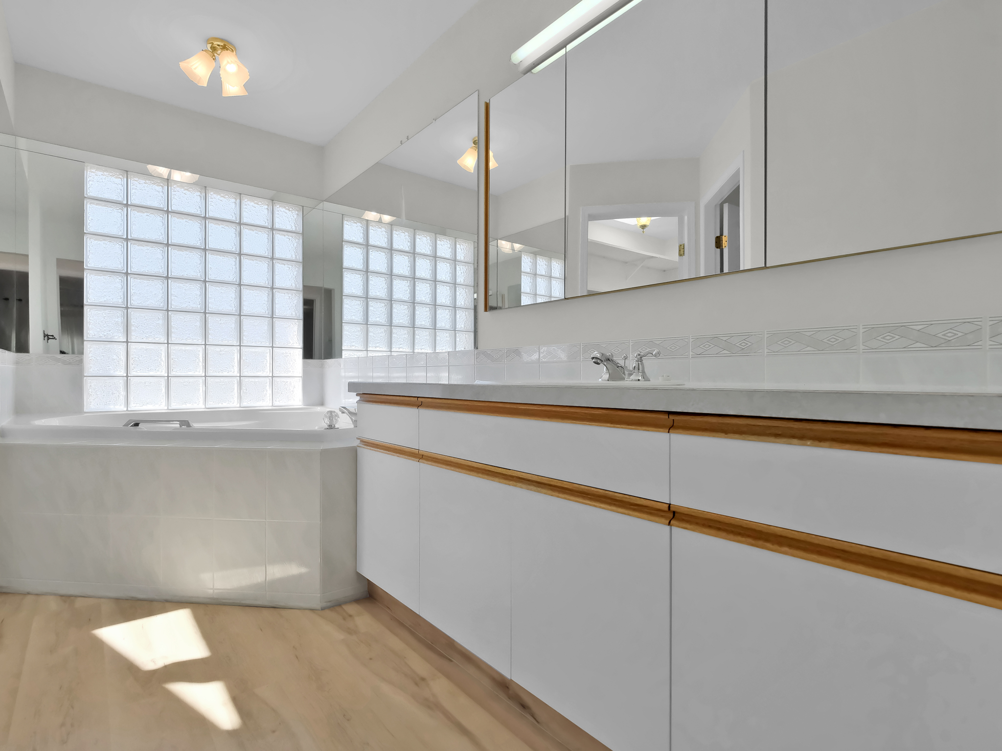 102 Forestbrook Place 207 Penticton V2A 7N4