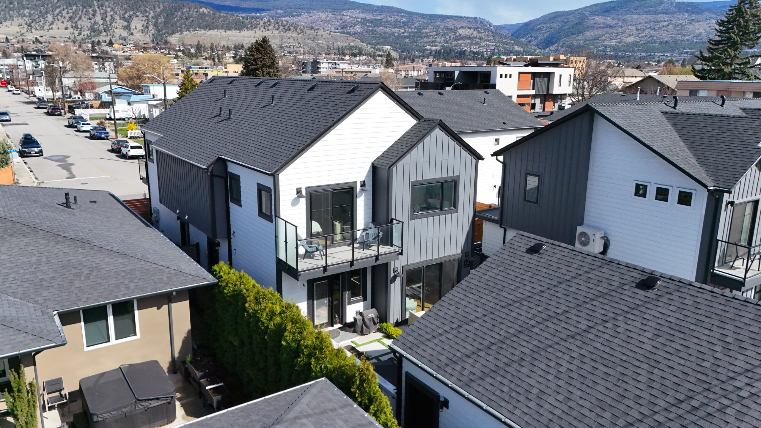 163 Maple Street 102 Penticton V2A 5V4