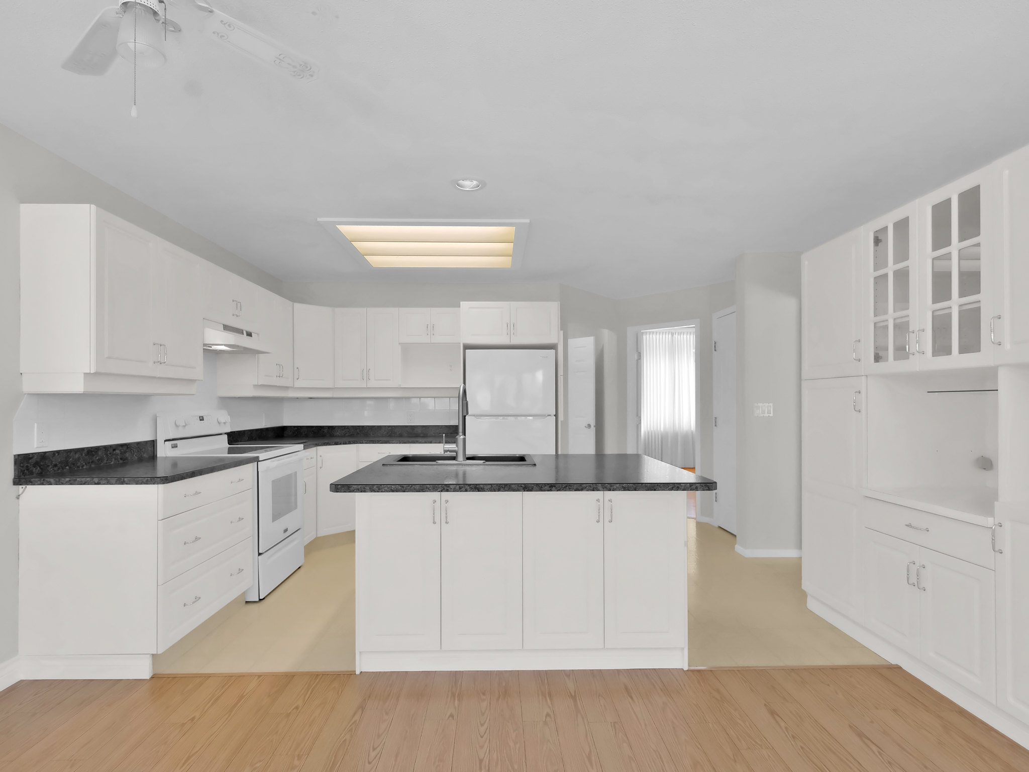 102 Forestbrook Place 207 Penticton V2A 7N4