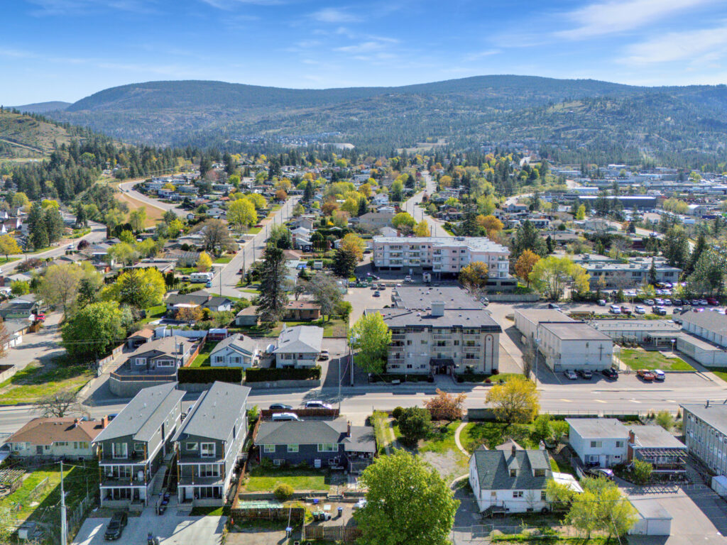 1471 & 1473 Government Street Penticton V2A 4V9