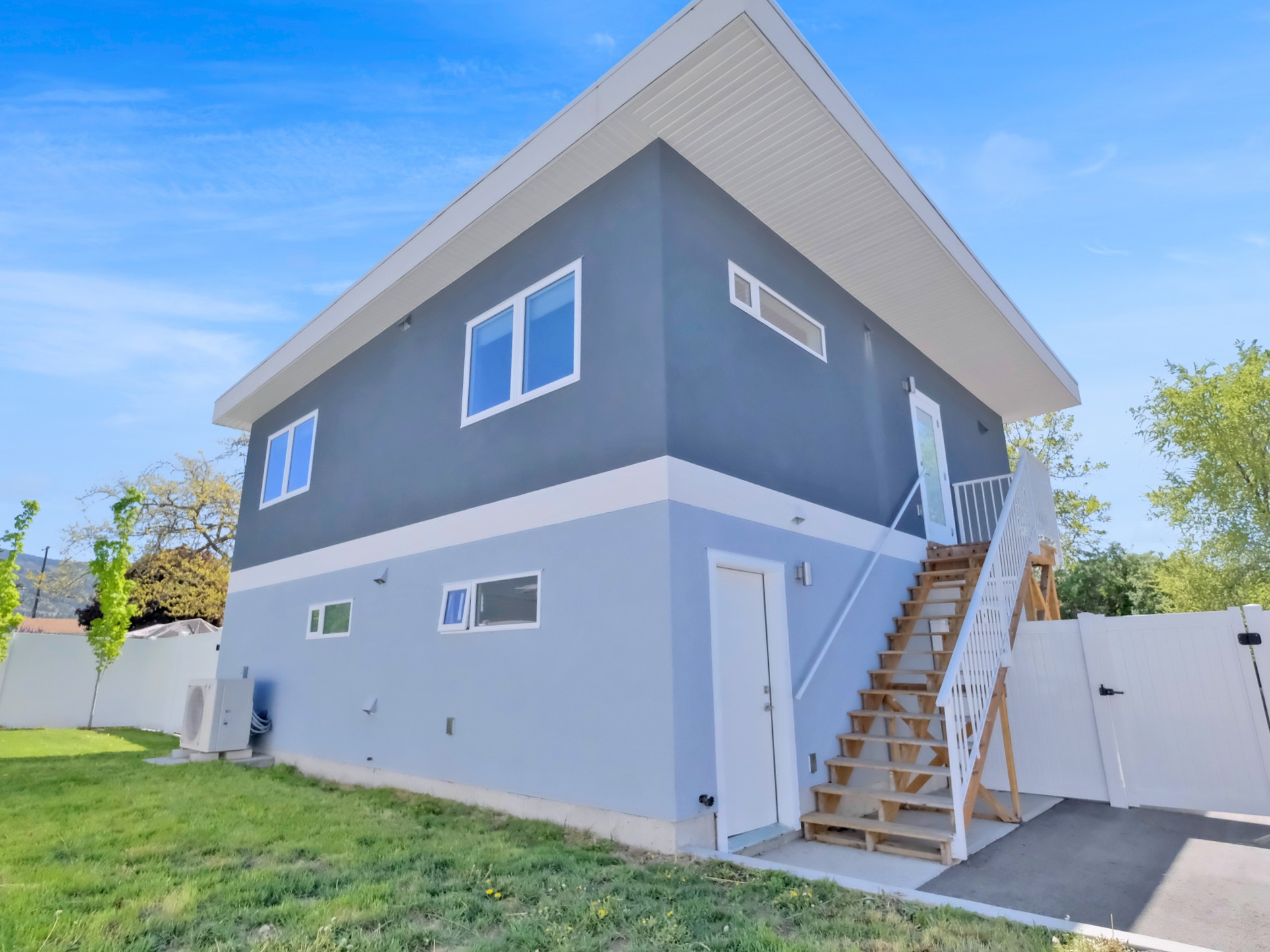 54 Granby Avenue Penticton V2A 2Y7