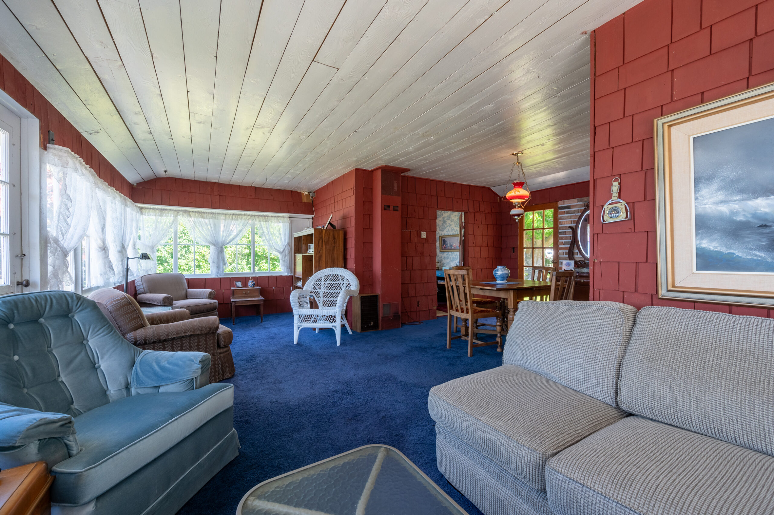 19235 Lakeshore Drive N Summerland V0H 1Z6