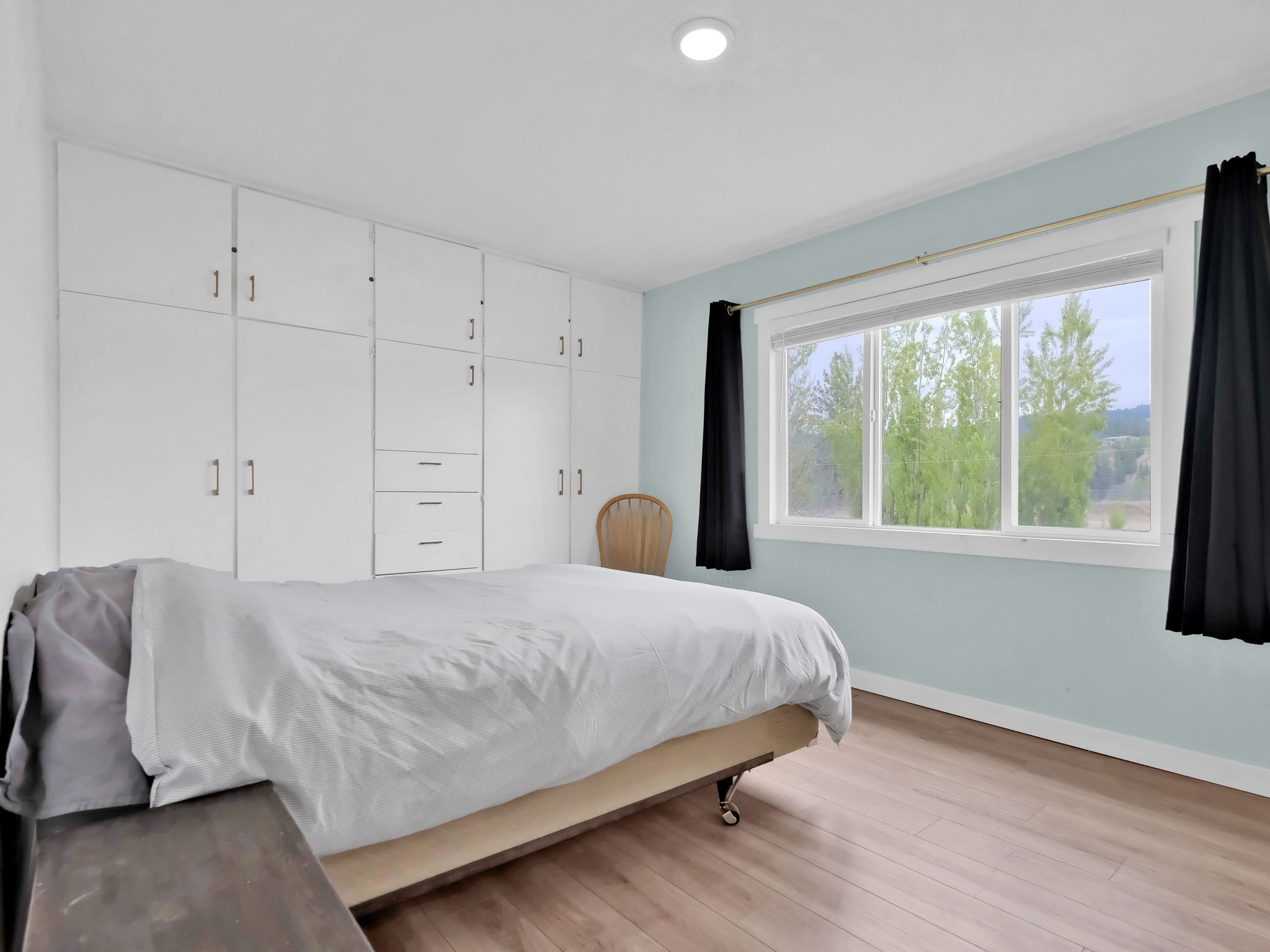 290 Vernon Avenue Princeton V0X 1W0