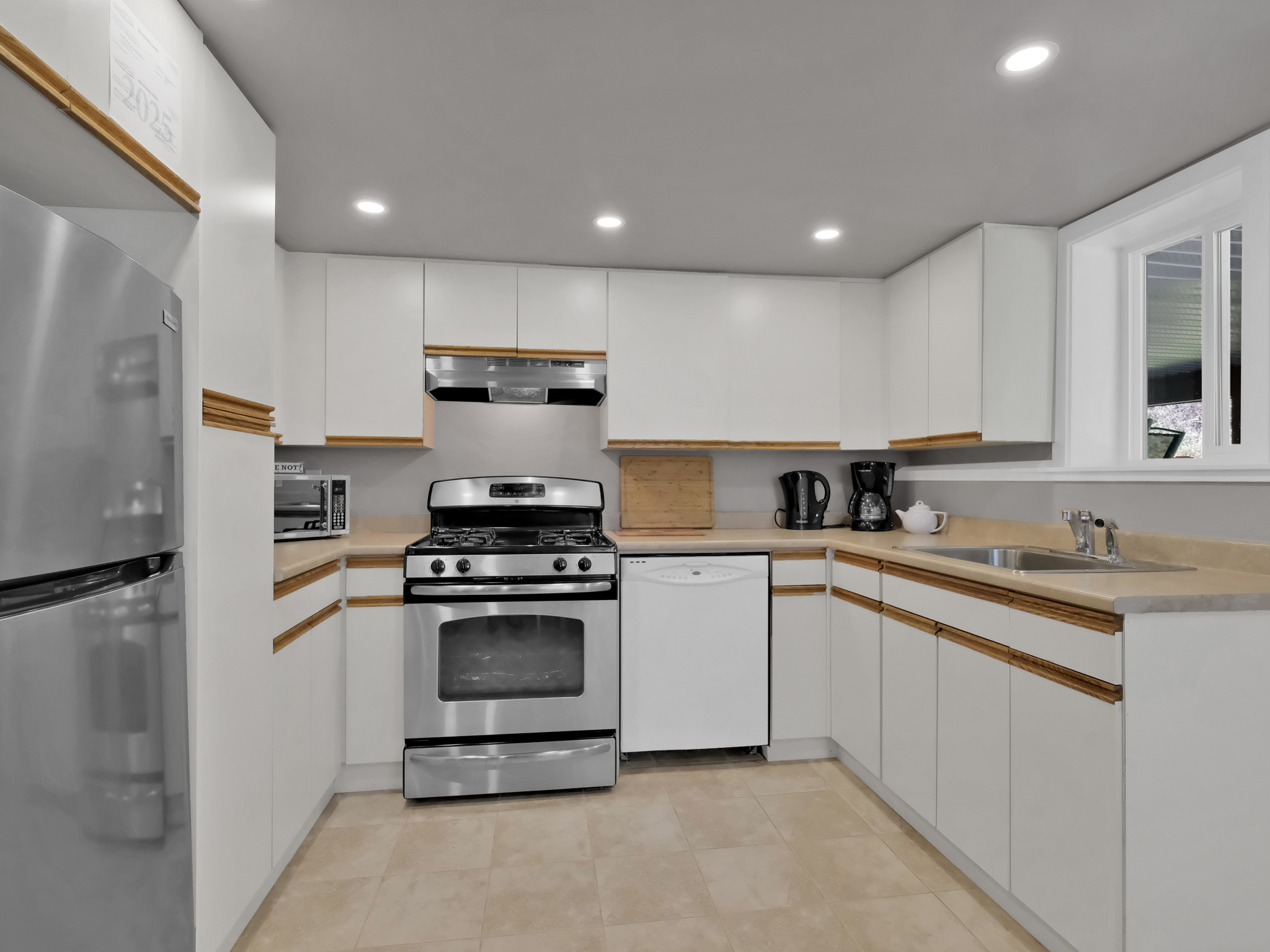 15014 Kato Street Summerland V0H 1Z0
