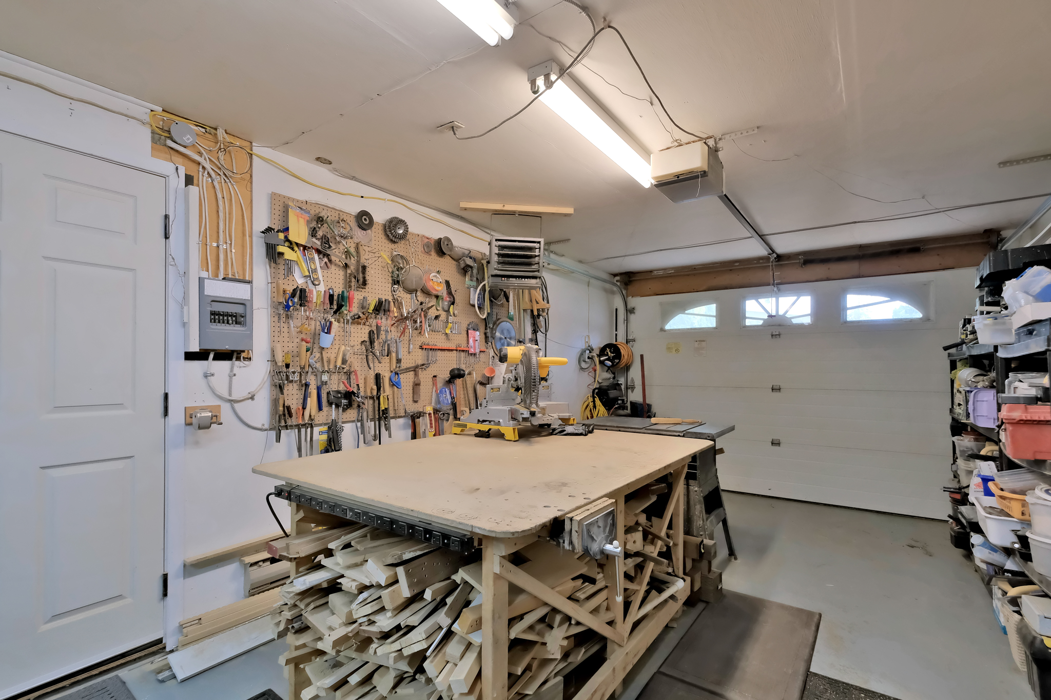 195 Waterford Avenue Penticton V2A 3T6