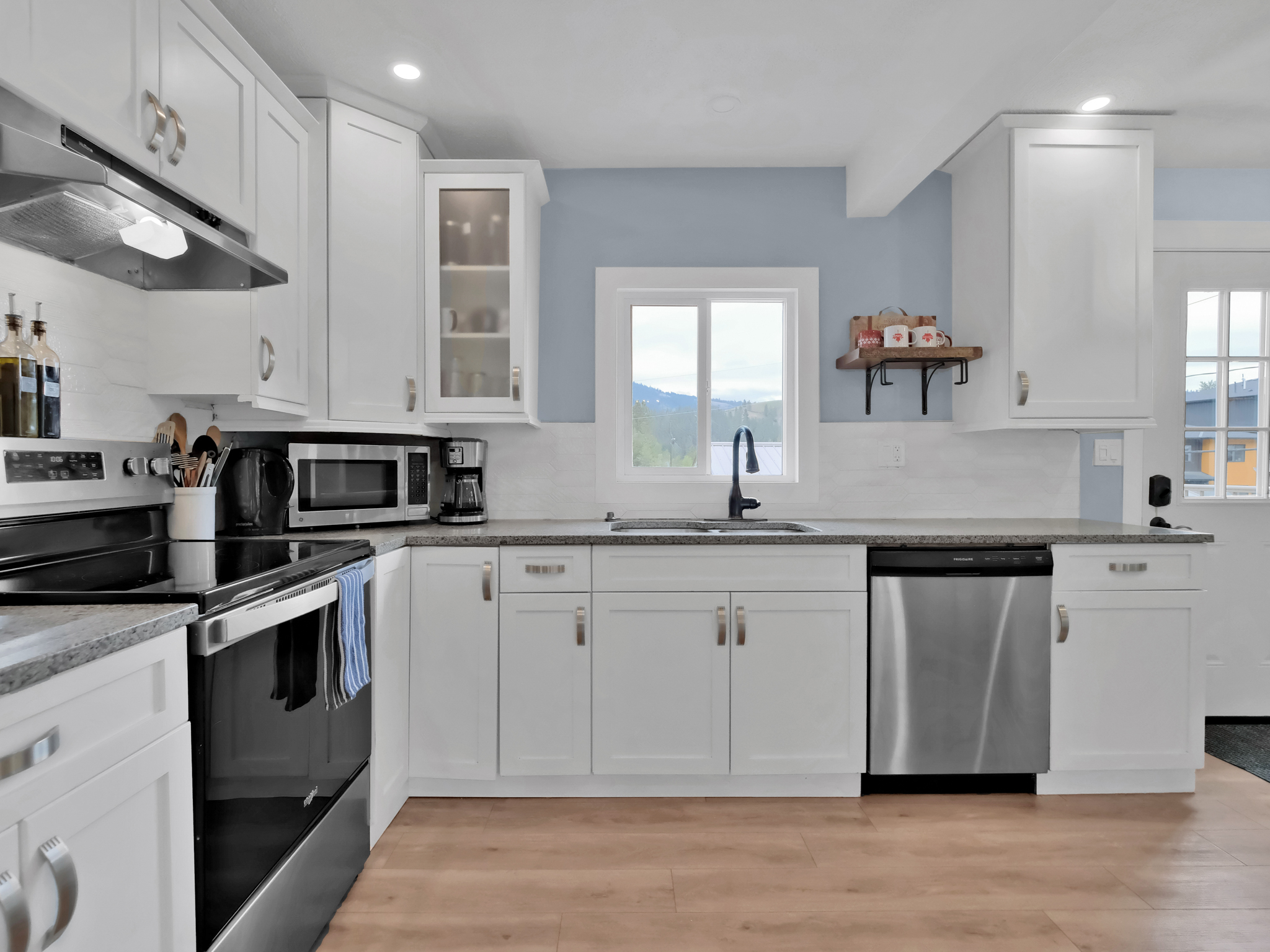290 Vernon Avenue Princeton V0X 1W0