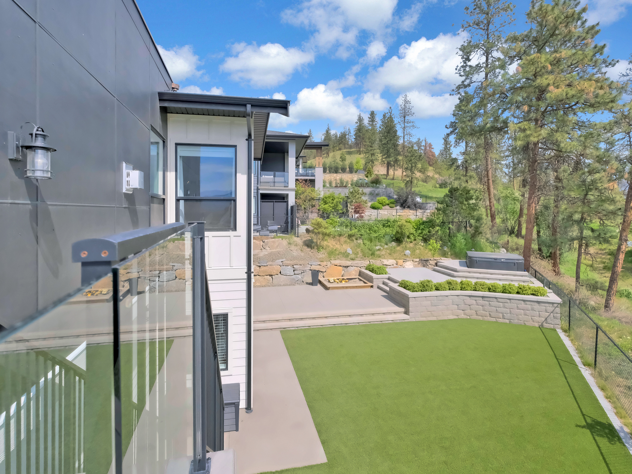 2044 Begbie Road Kelowna V1V 2X3