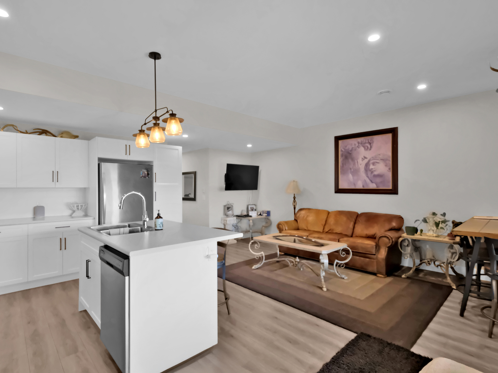 2044 Begbie Road Kelowna V1V 2X3