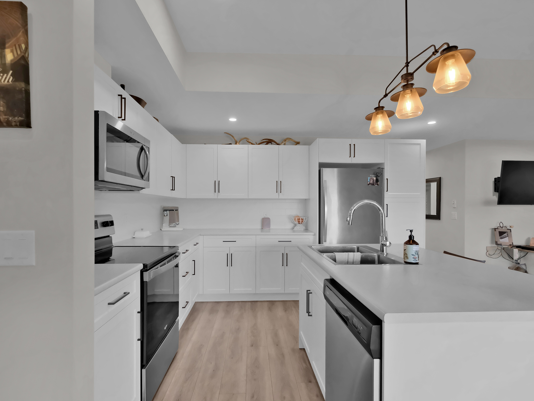 2044 Begbie Road Kelowna V1V 2X3