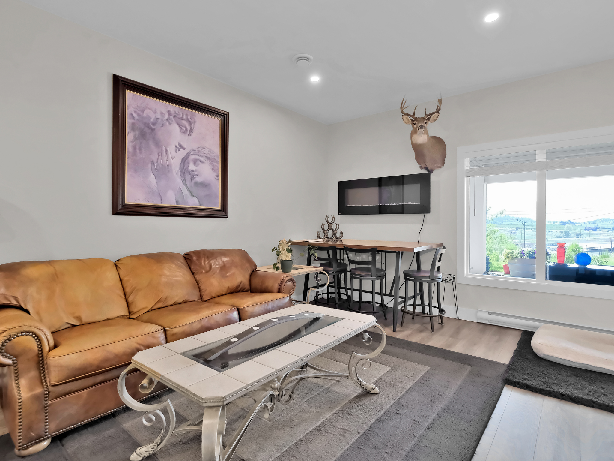 2044 Begbie Road Kelowna V1V 2X3