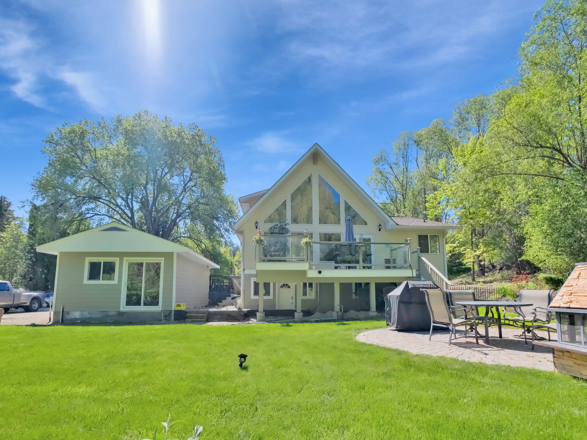15014 Kato Street Summerland V0H 1Z0