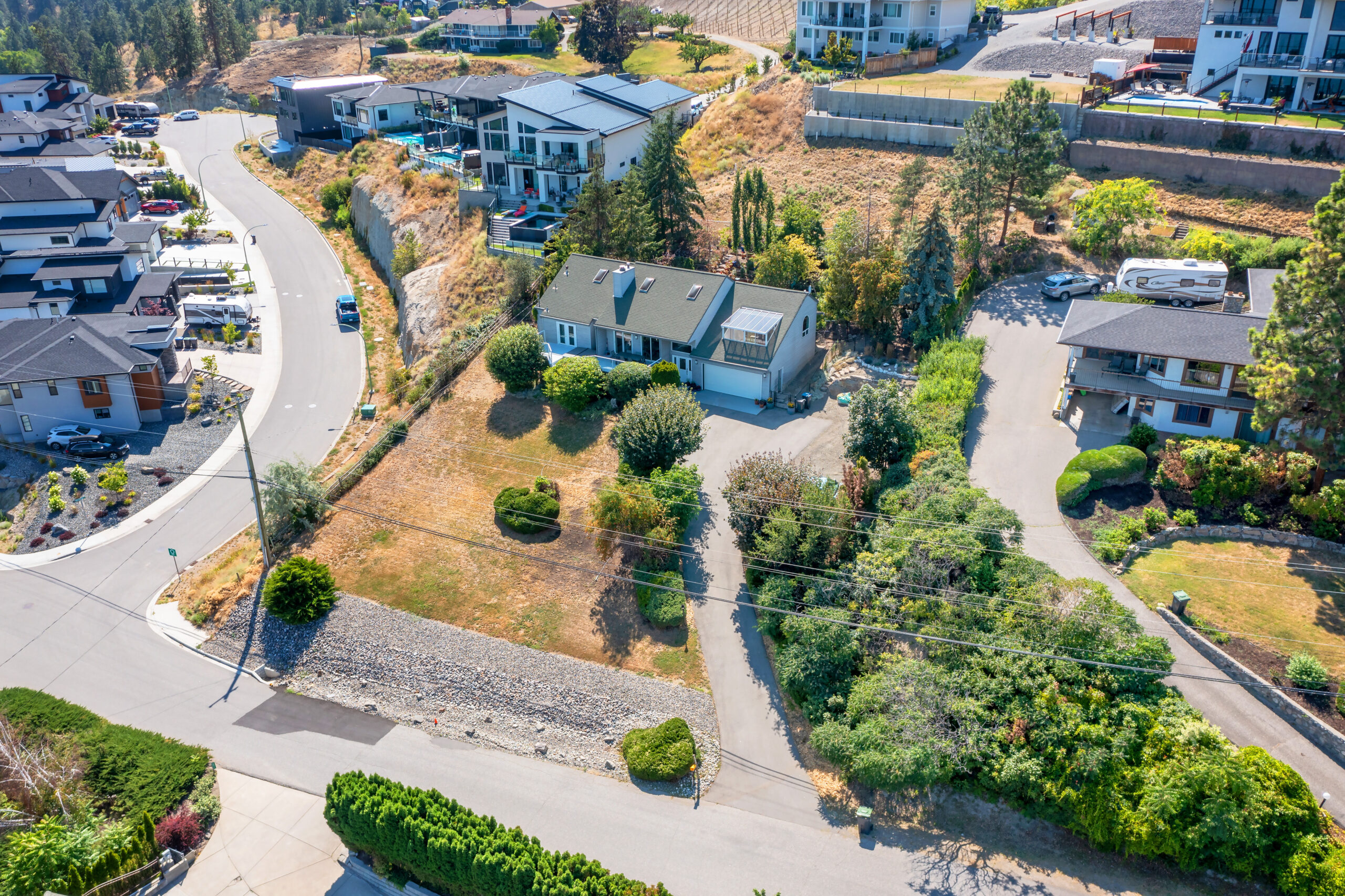 3964 Angus Drive West Kelowna V4T 2K1