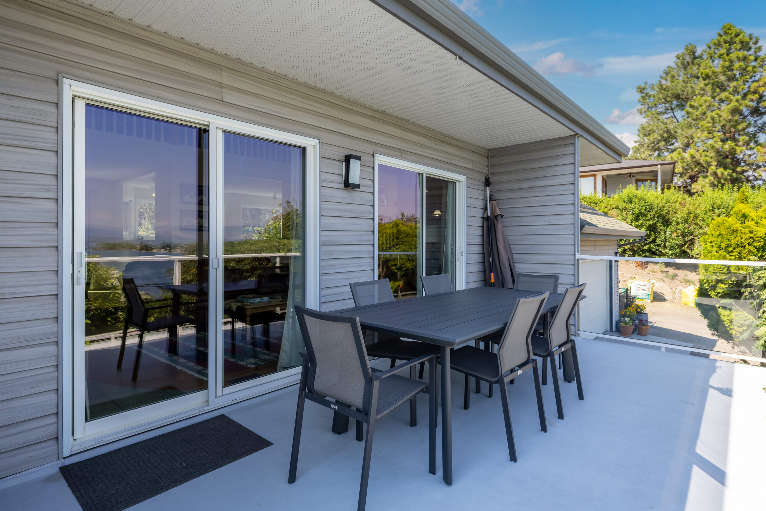 3964 Angus Drive West Kelowna V4T 2K1