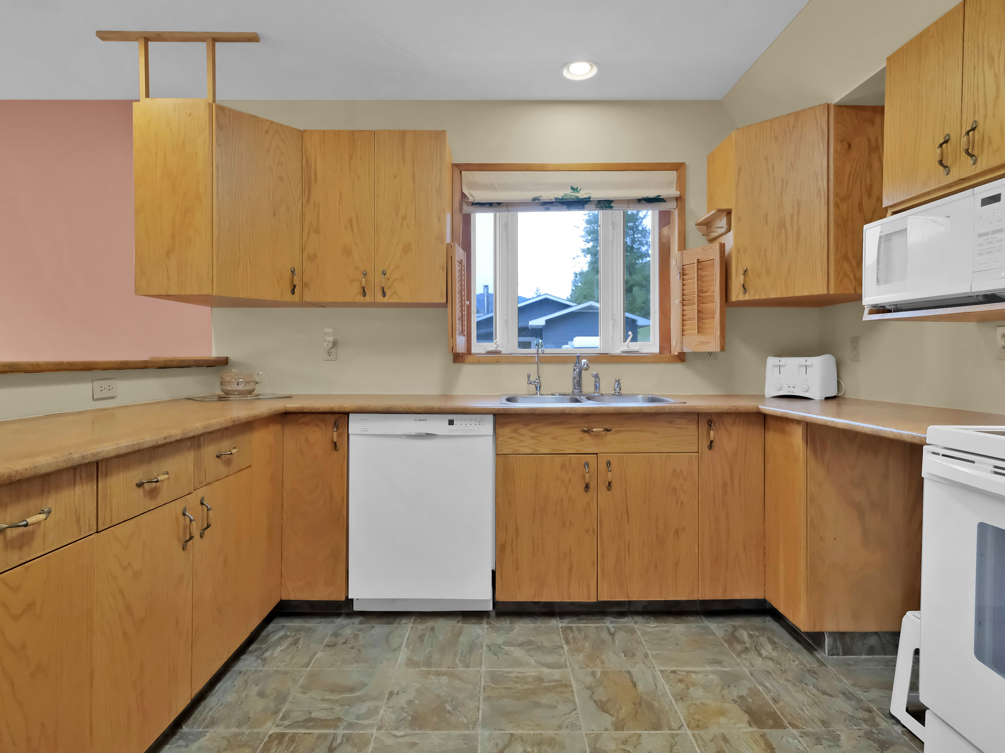192 Twin Lakes Road Kaleden V0H 1K0