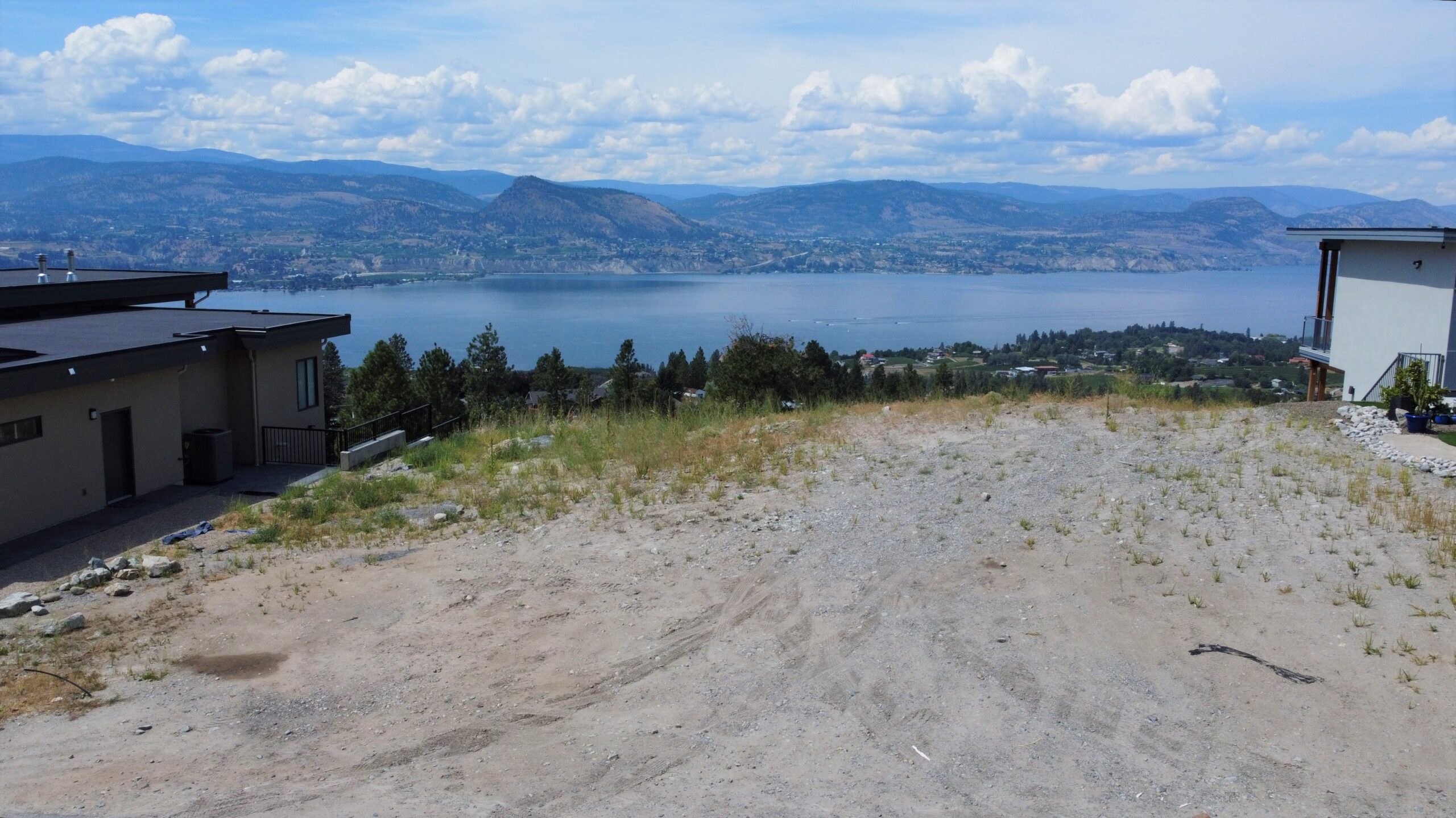 2875 Outlook Way Naramata V0H 1N1