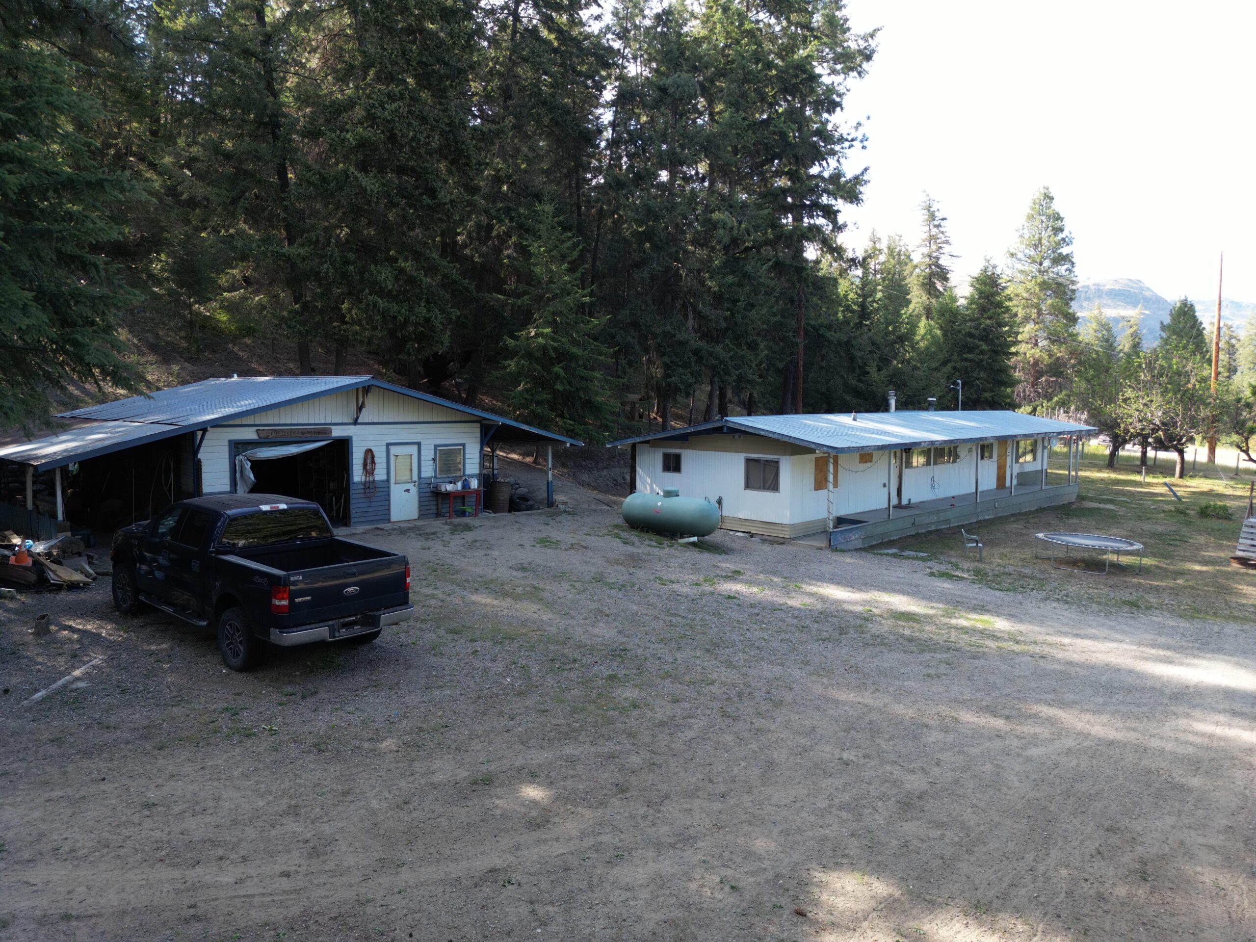 4160 Highway 3 Rock Creek V0H 1Y0