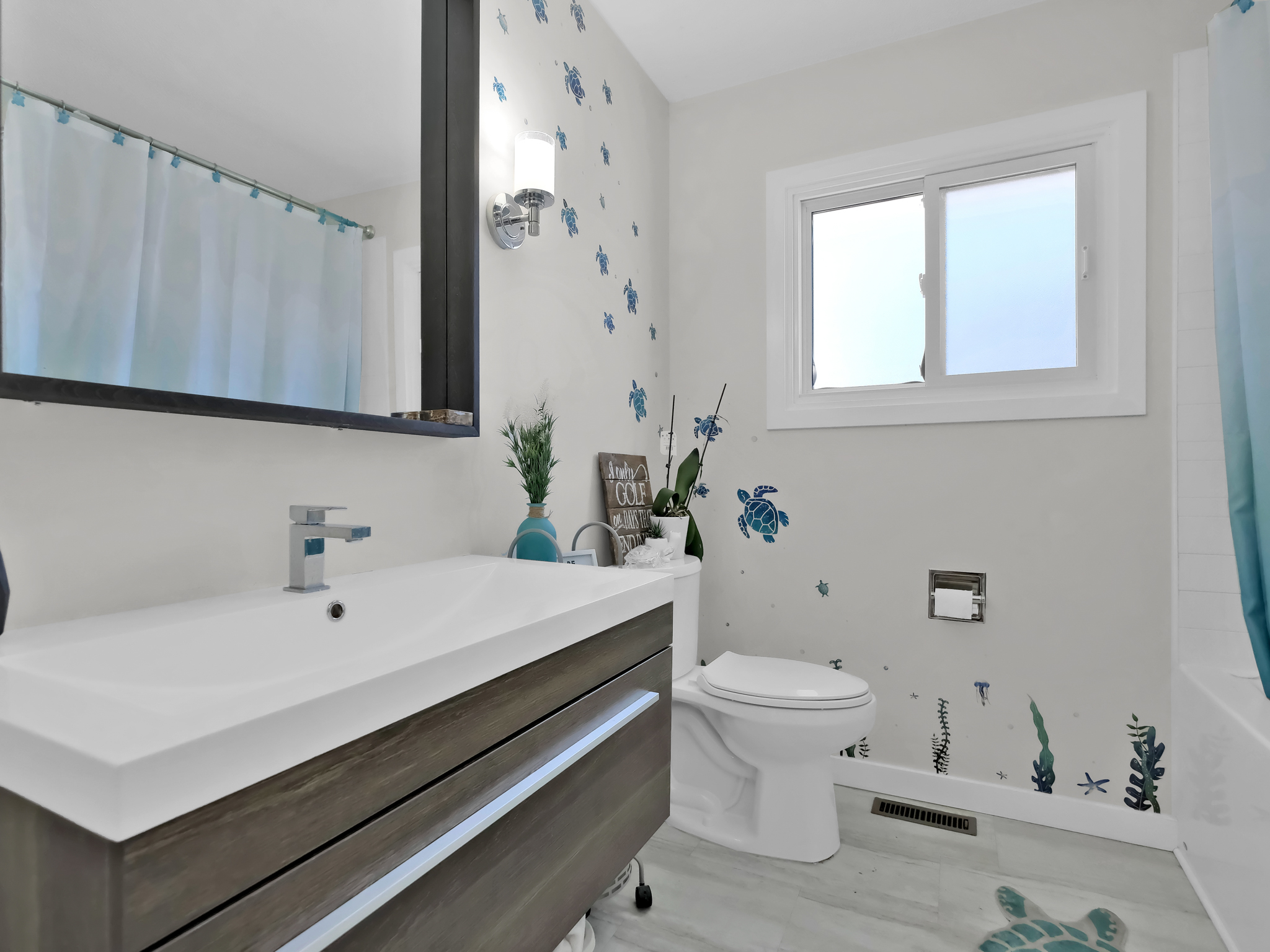 54 Granby Avenue Penticton V2A 2Y7