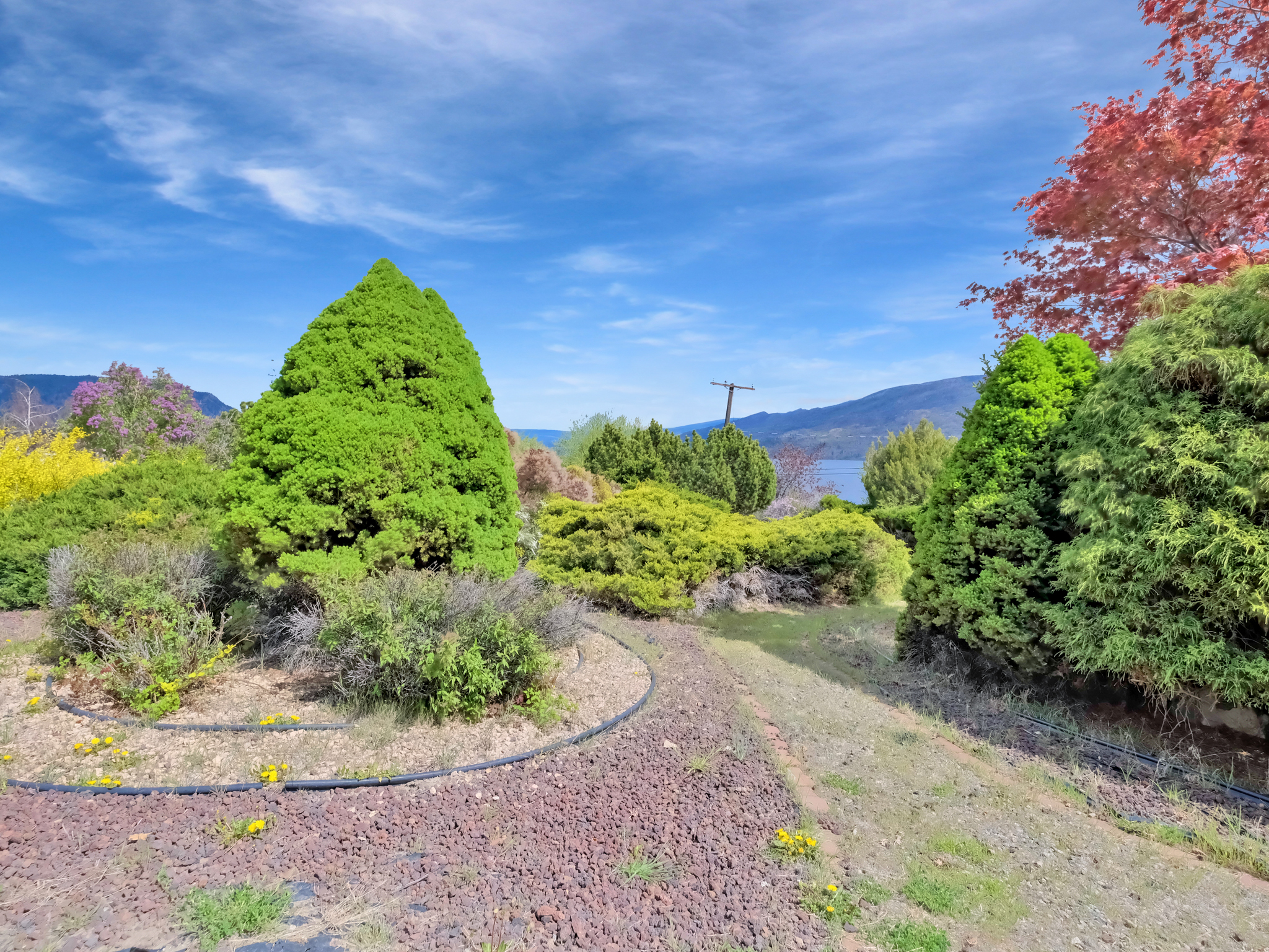 6085 Beatrice Road Peachland V0H 1X4