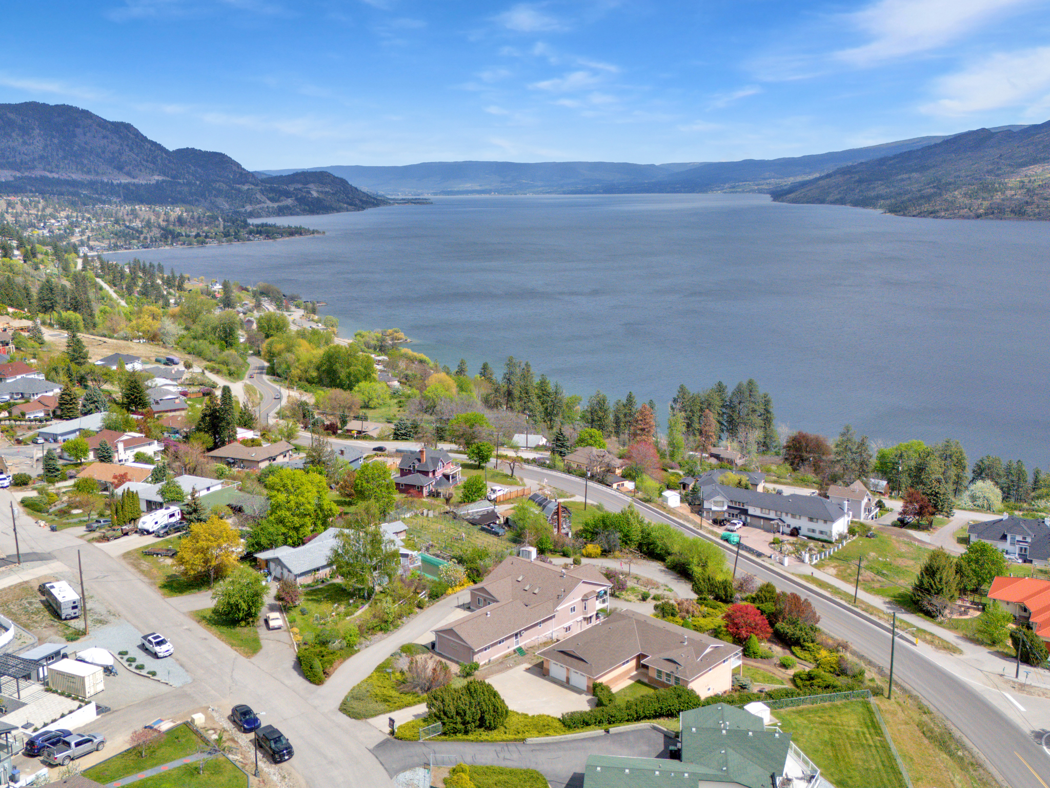 6085 Beatrice Road Peachland V0H 1X4