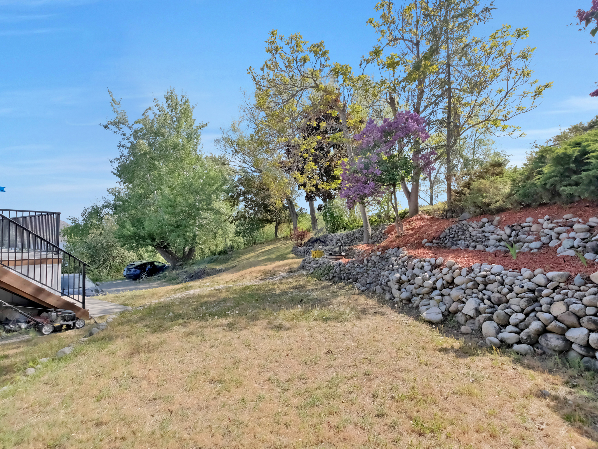 6090  Somerset Avenue Peachland V0H 1X4