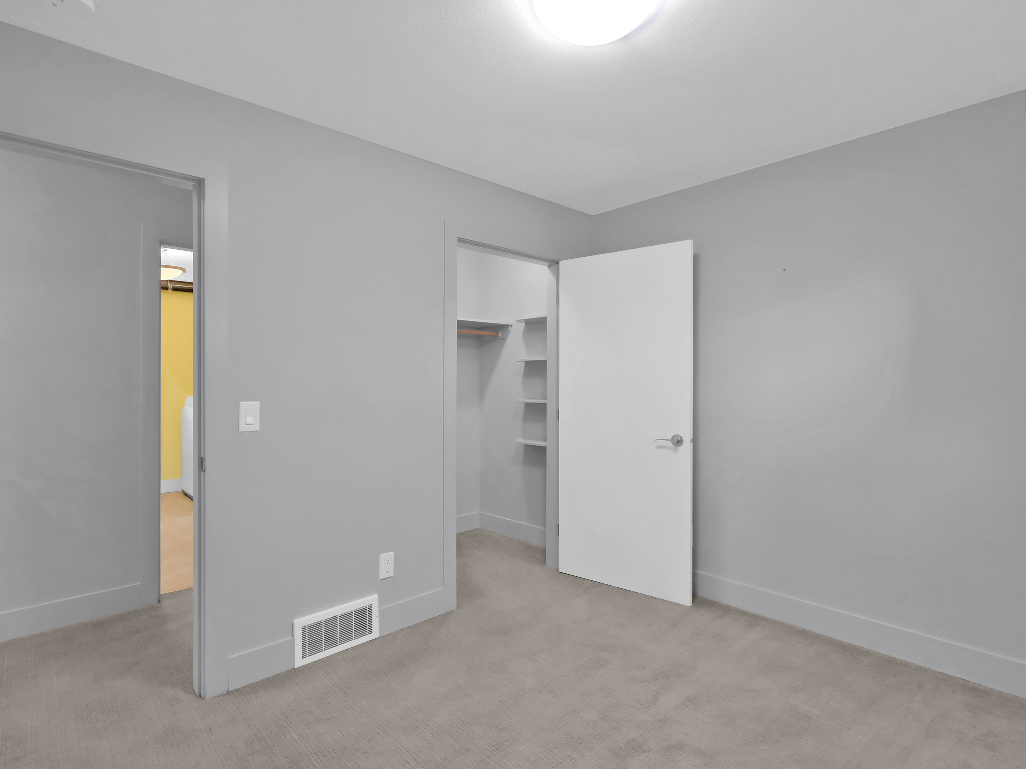6090  Somerset Avenue Peachland V0H 1X4