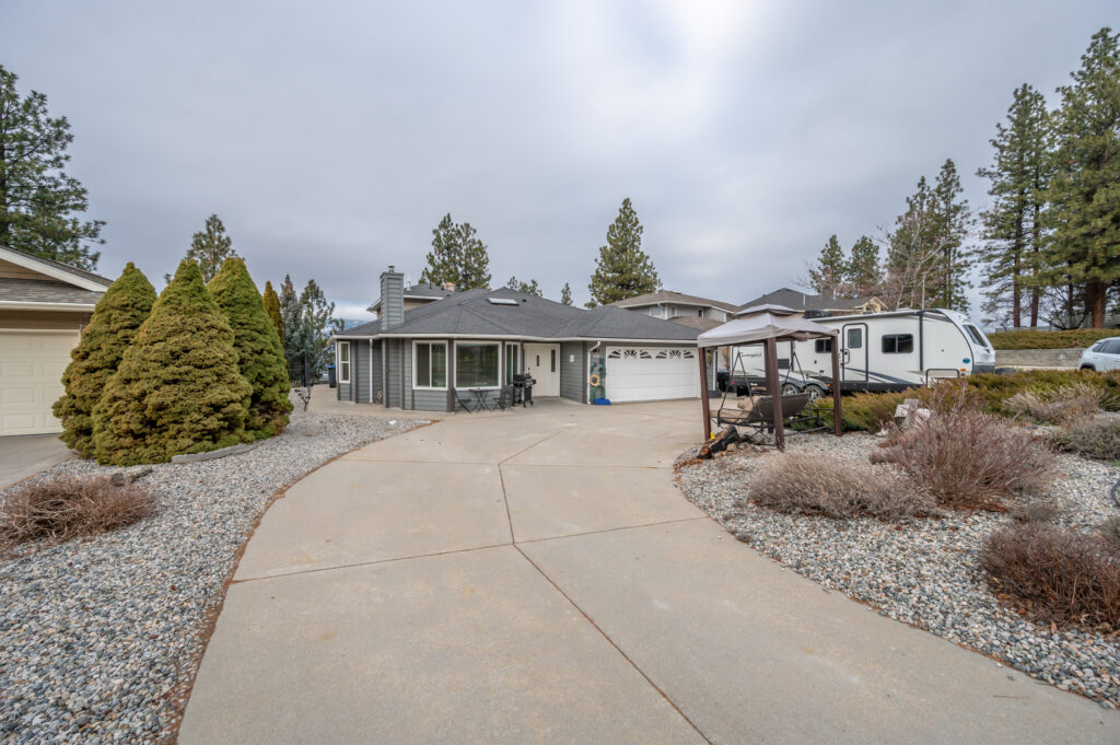 138 Evergreen Crescent Penticton V2A 7Y5
