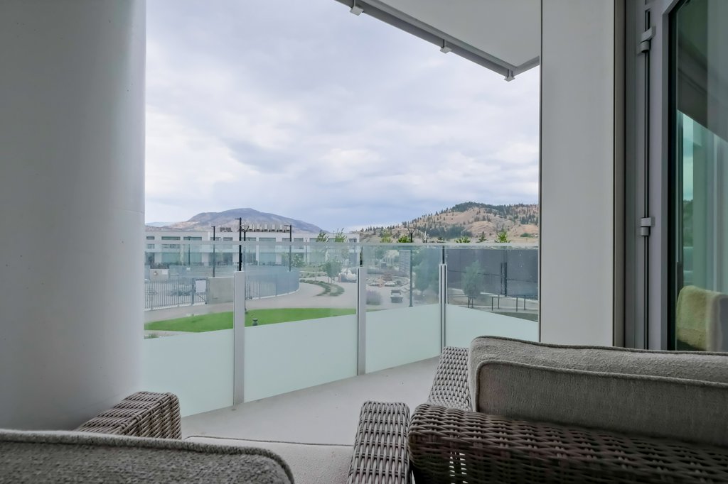 1191 Sunset Drive 401 Kelowna V1Y 9Z5