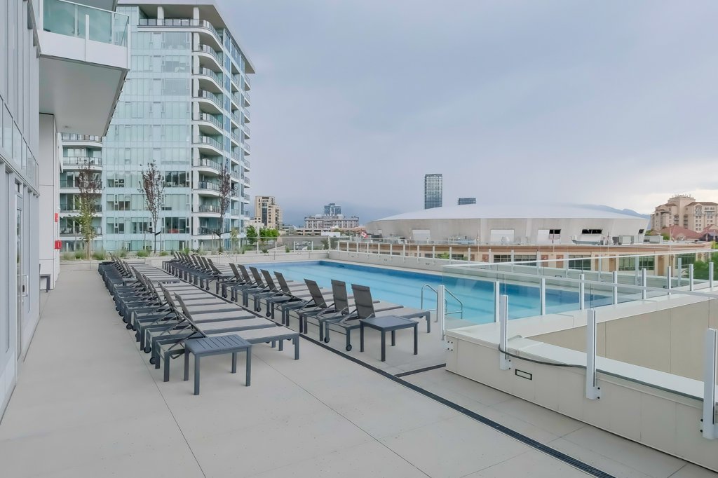 1191 Sunset Drive 401 Kelowna V1Y 9Z5