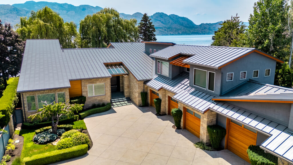 2463 Whitworth Road West Kelowna V4T 2K5